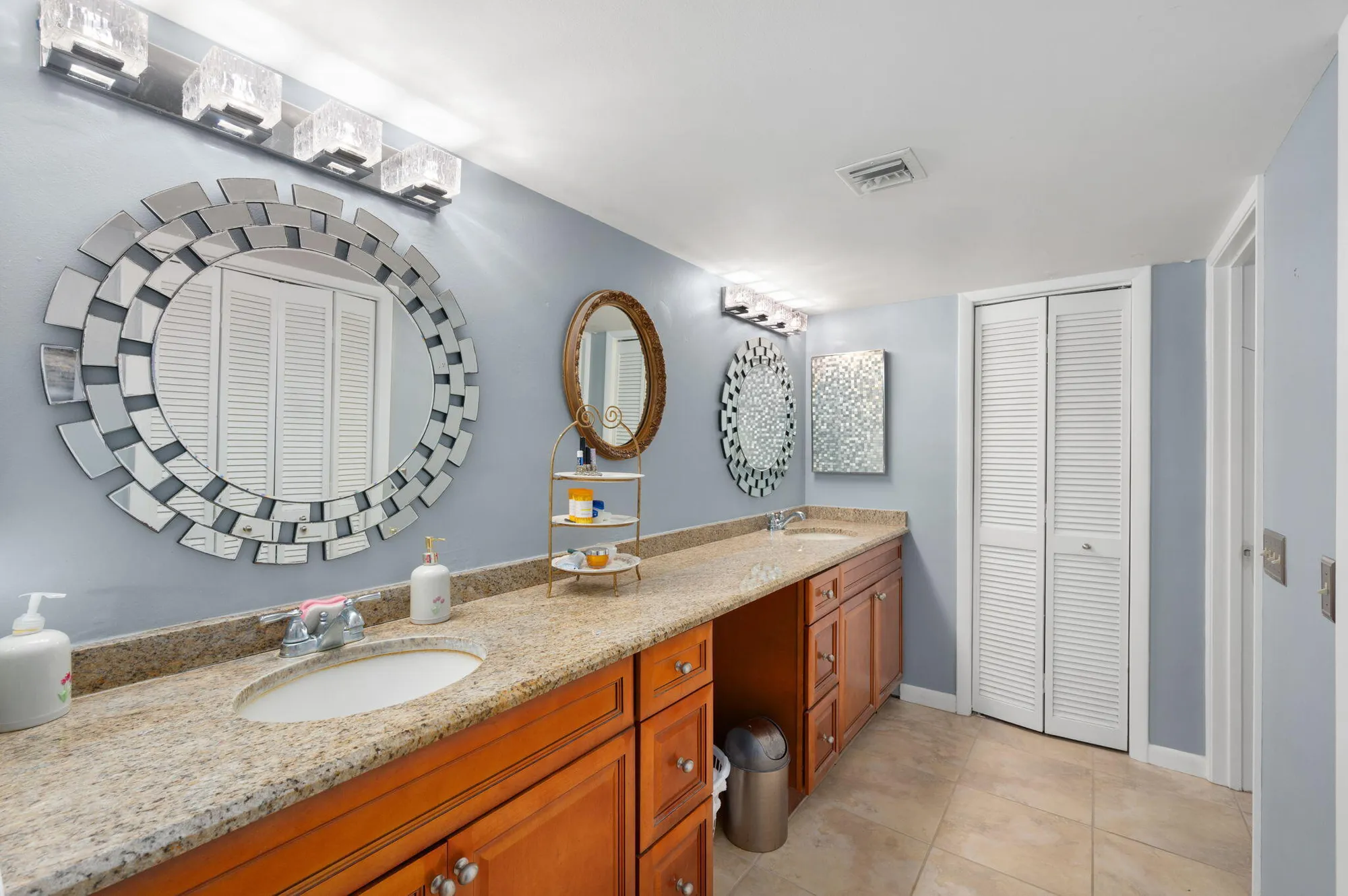 Property Slideshow image 19 of 29 | 9460 meadowood dr apt 103, Fort Pierce, FL, 34951