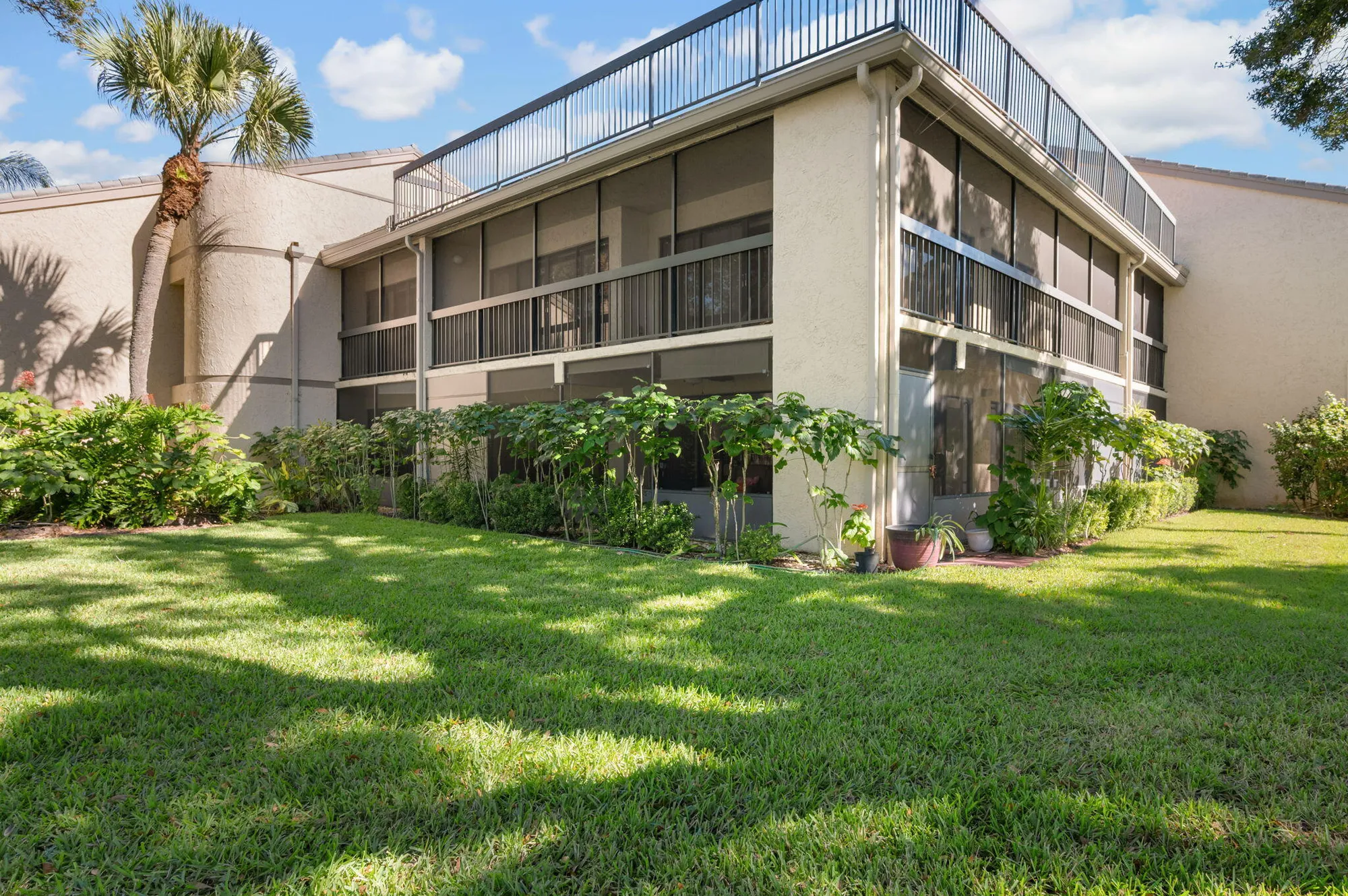 Property Slideshow image 26 of 29 | 9460 meadowood dr apt 103, Fort Pierce, FL, 34951