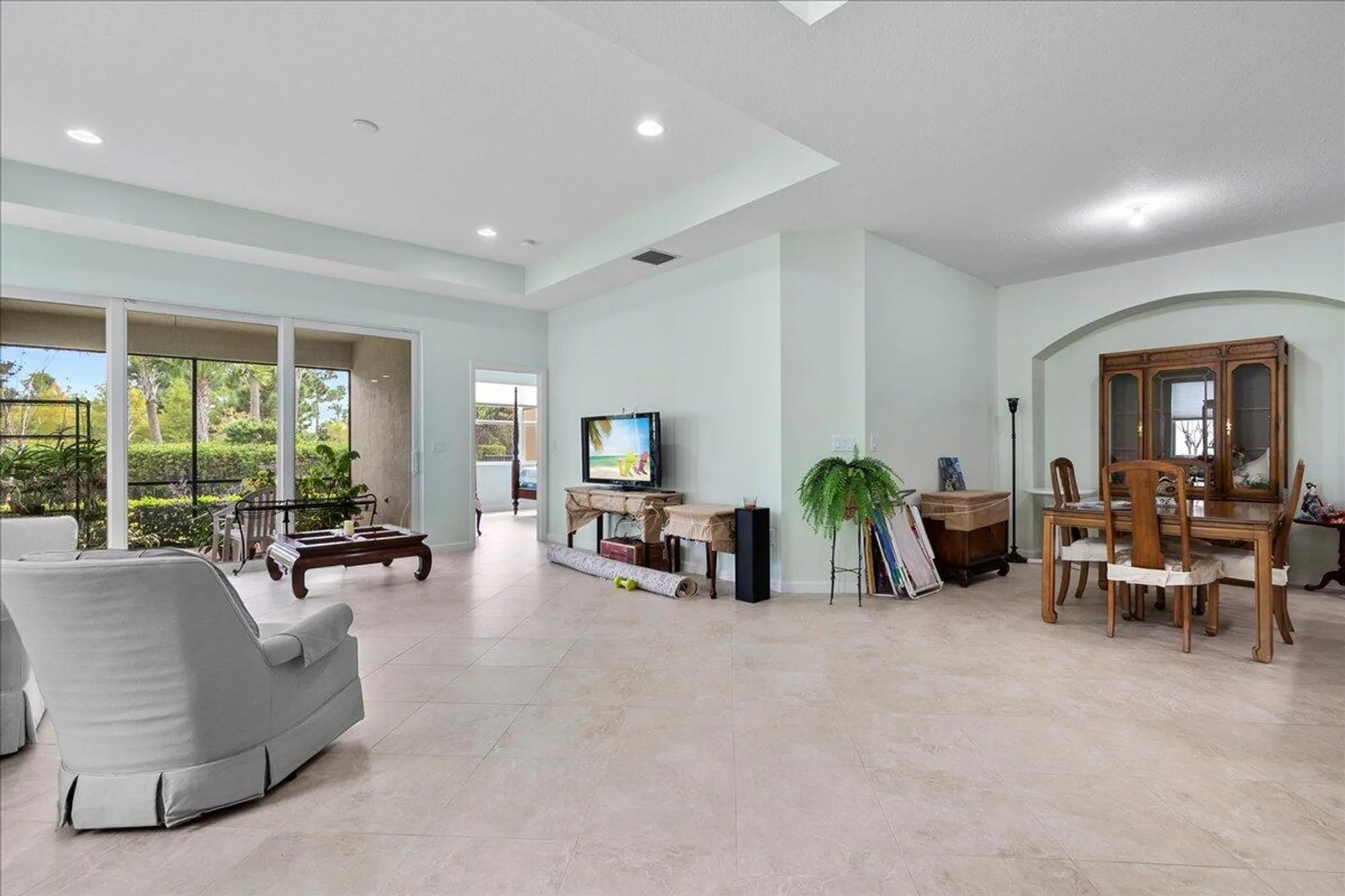 Property Slideshow image 6 of 46 | 12842 sw lake fern cir, Port Saint Lucie, FL, 34987