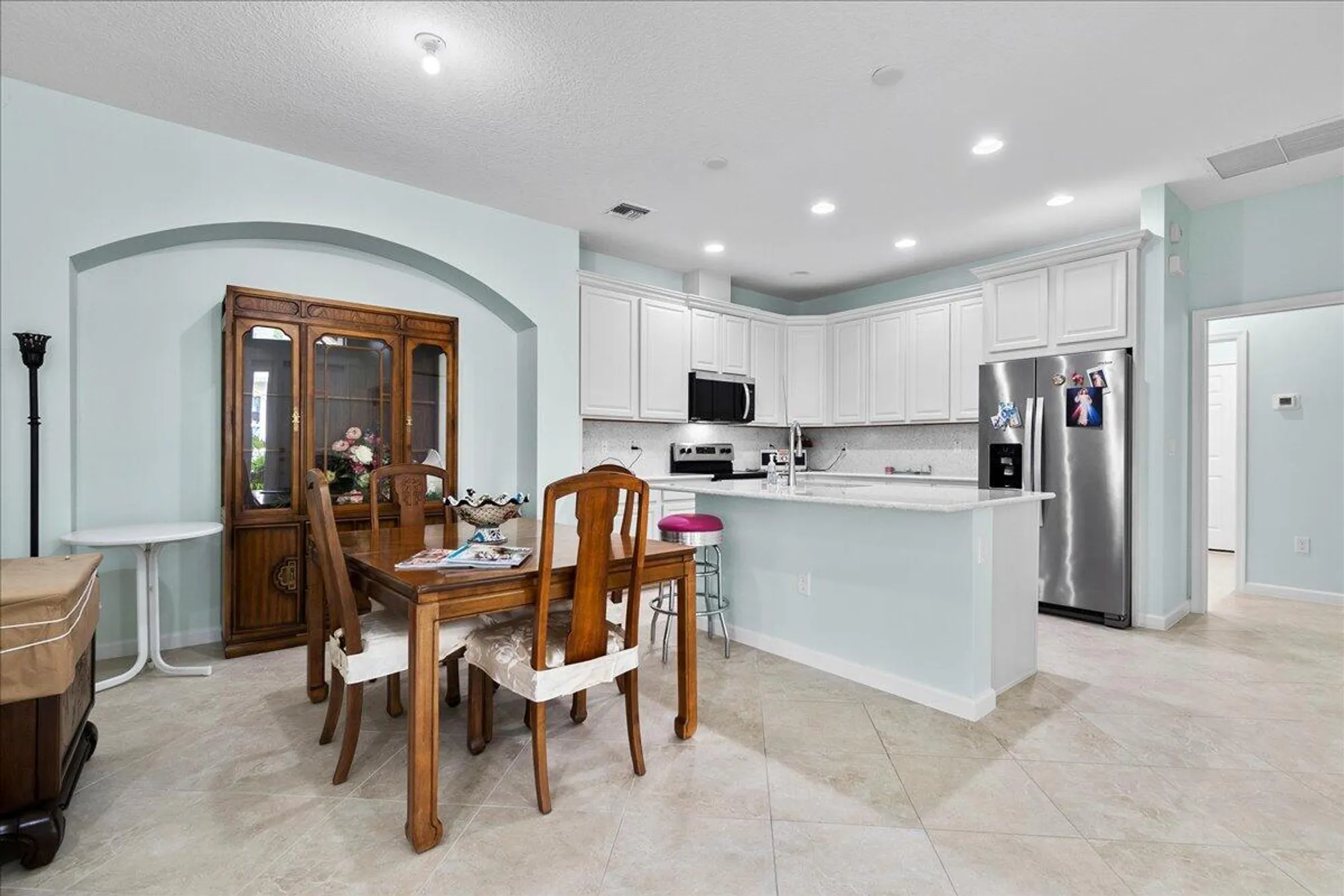 Property Slideshow image 4 of 46 | 12842 sw lake fern cir, Port Saint Lucie, FL, 34987
