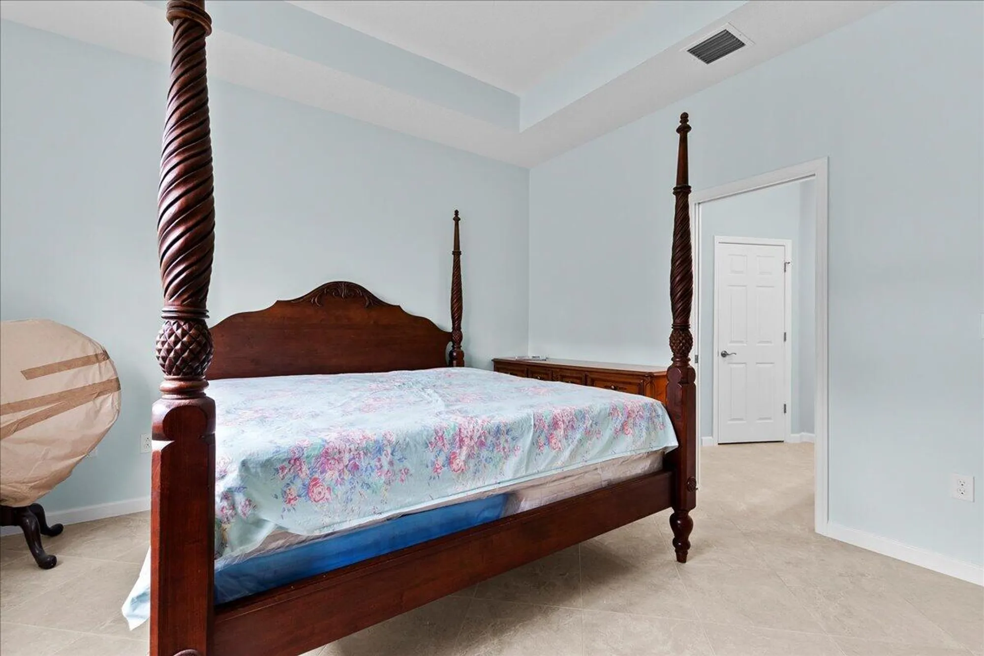 Property Slideshow image 13 of 46 | 12842 sw lake fern cir, Port Saint Lucie, FL, 34987