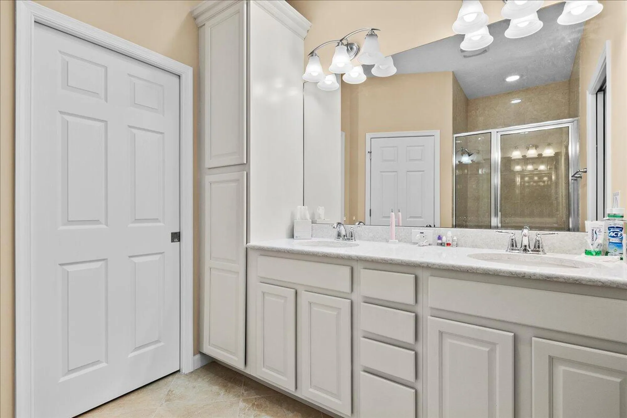 Property Slideshow image 14 of 46 | 12842 sw lake fern cir, Port Saint Lucie, FL, 34987