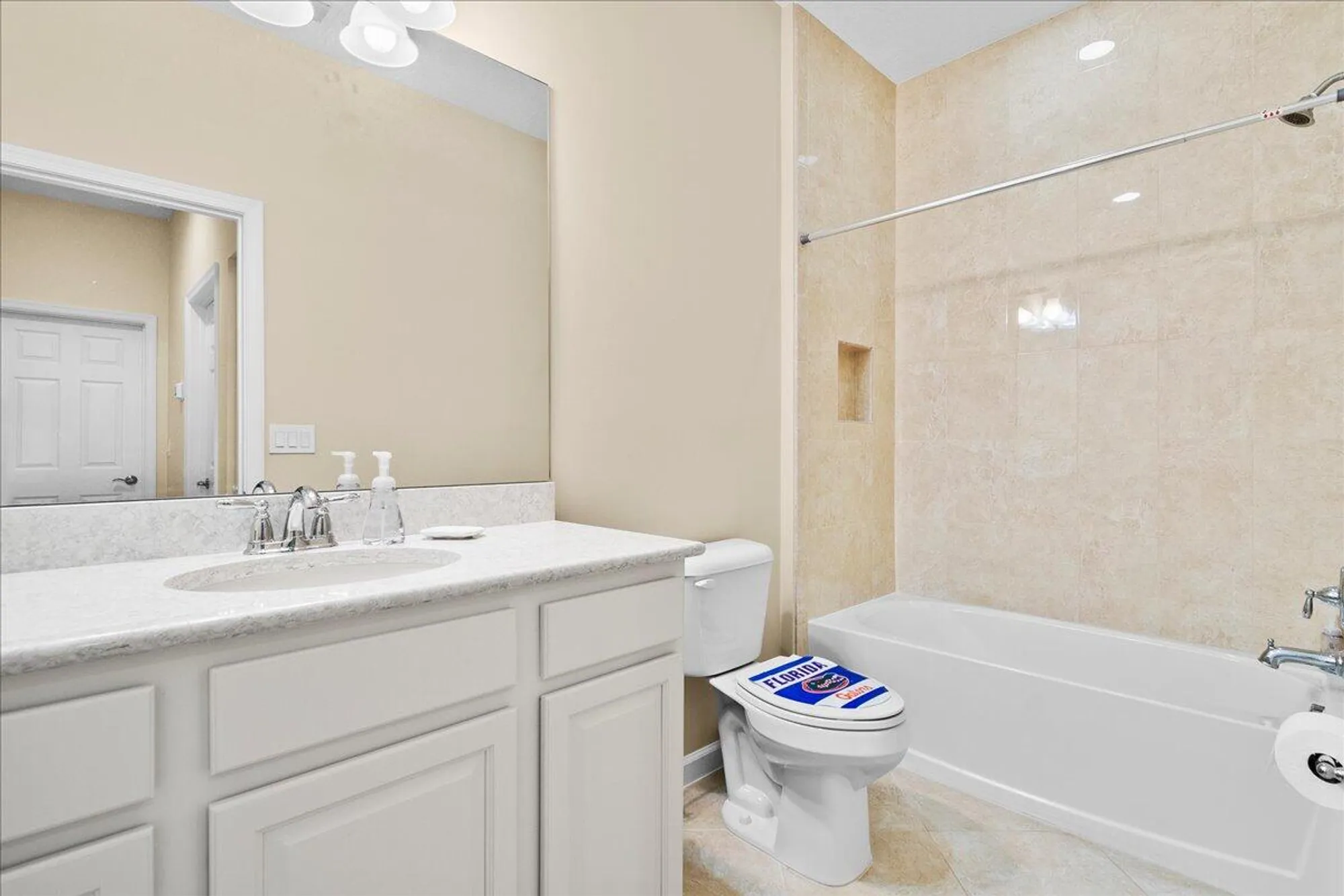 Property Slideshow image 18 of 46 | 12842 sw lake fern cir, Port Saint Lucie, FL, 34987