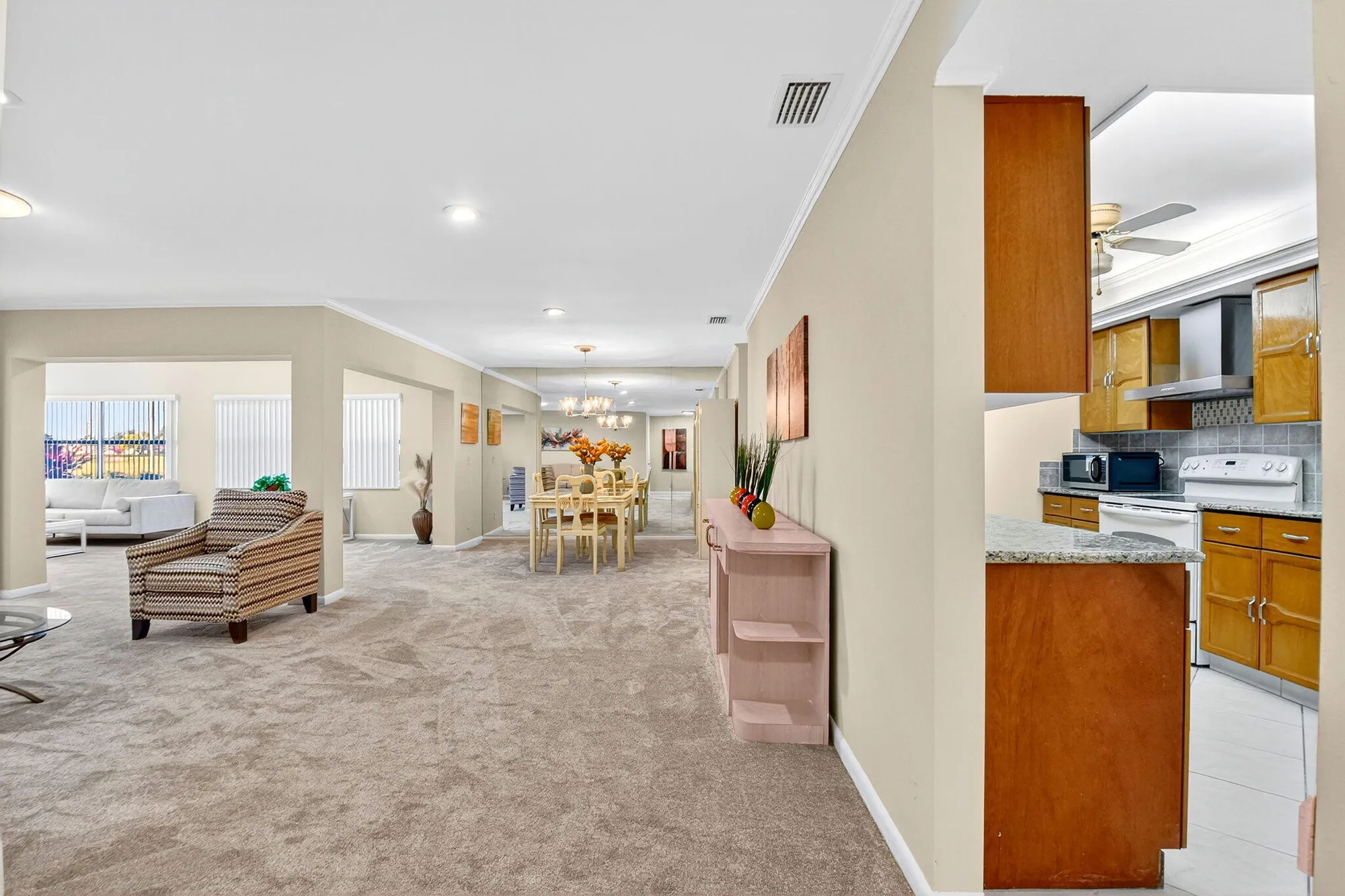 Property Slideshow image 12 of 47 | 5908 forest grove dr 3, Boynton Beach, FL, 33437