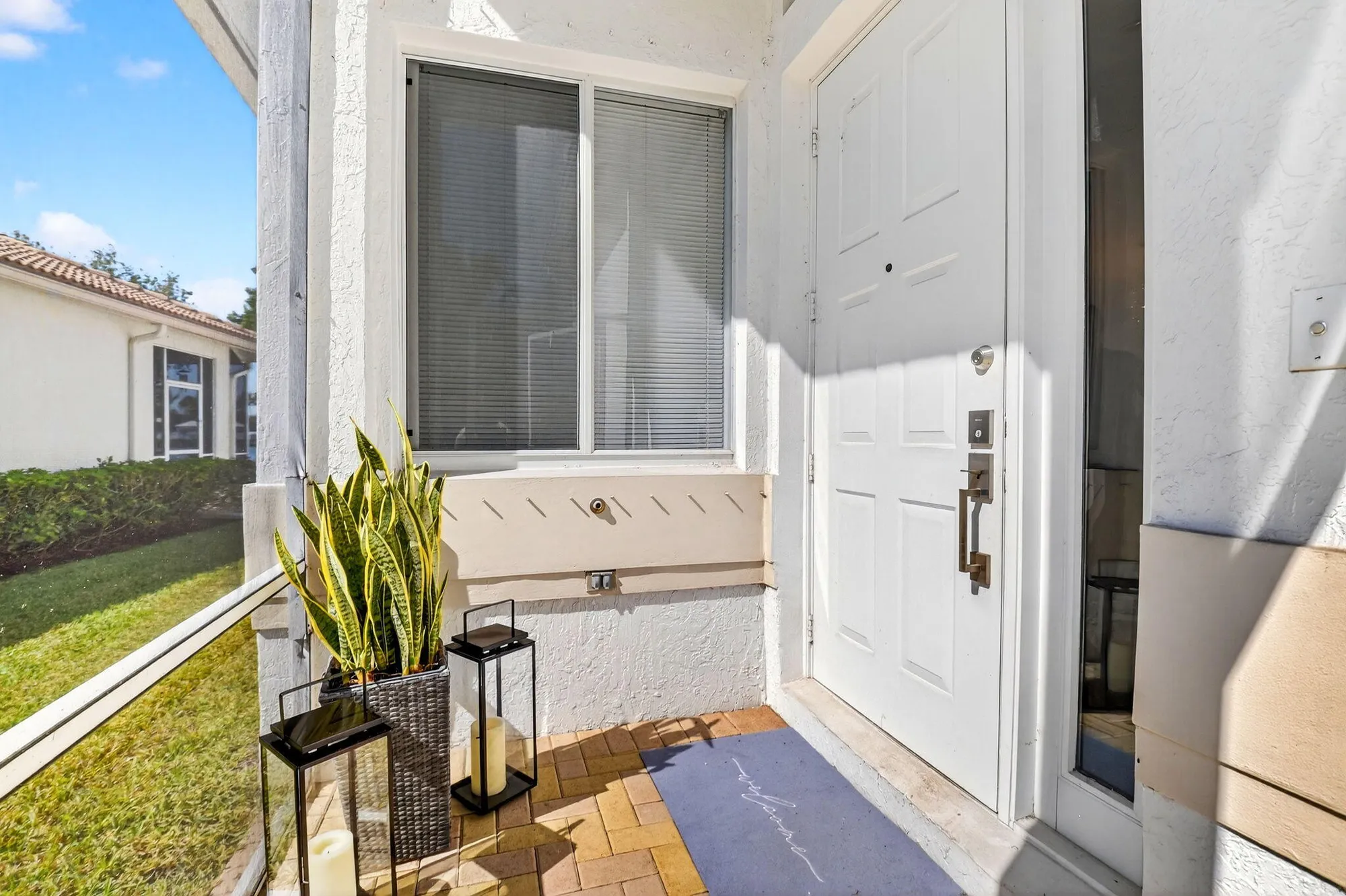 Property Slideshow image 4 of 69 | 2245 sapphire cir, West Palm Beach, FL, 33411