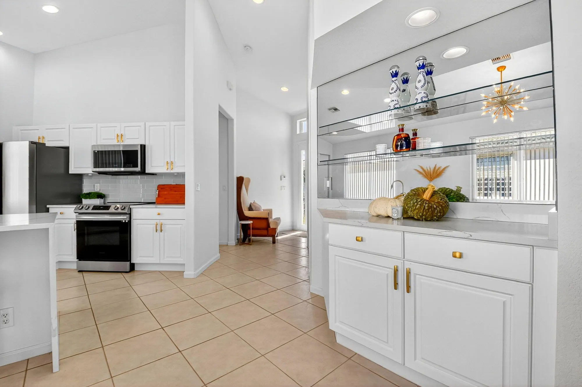 Property Slideshow image 25 of 69 | 2245 sapphire cir, West Palm Beach, FL, 33411
