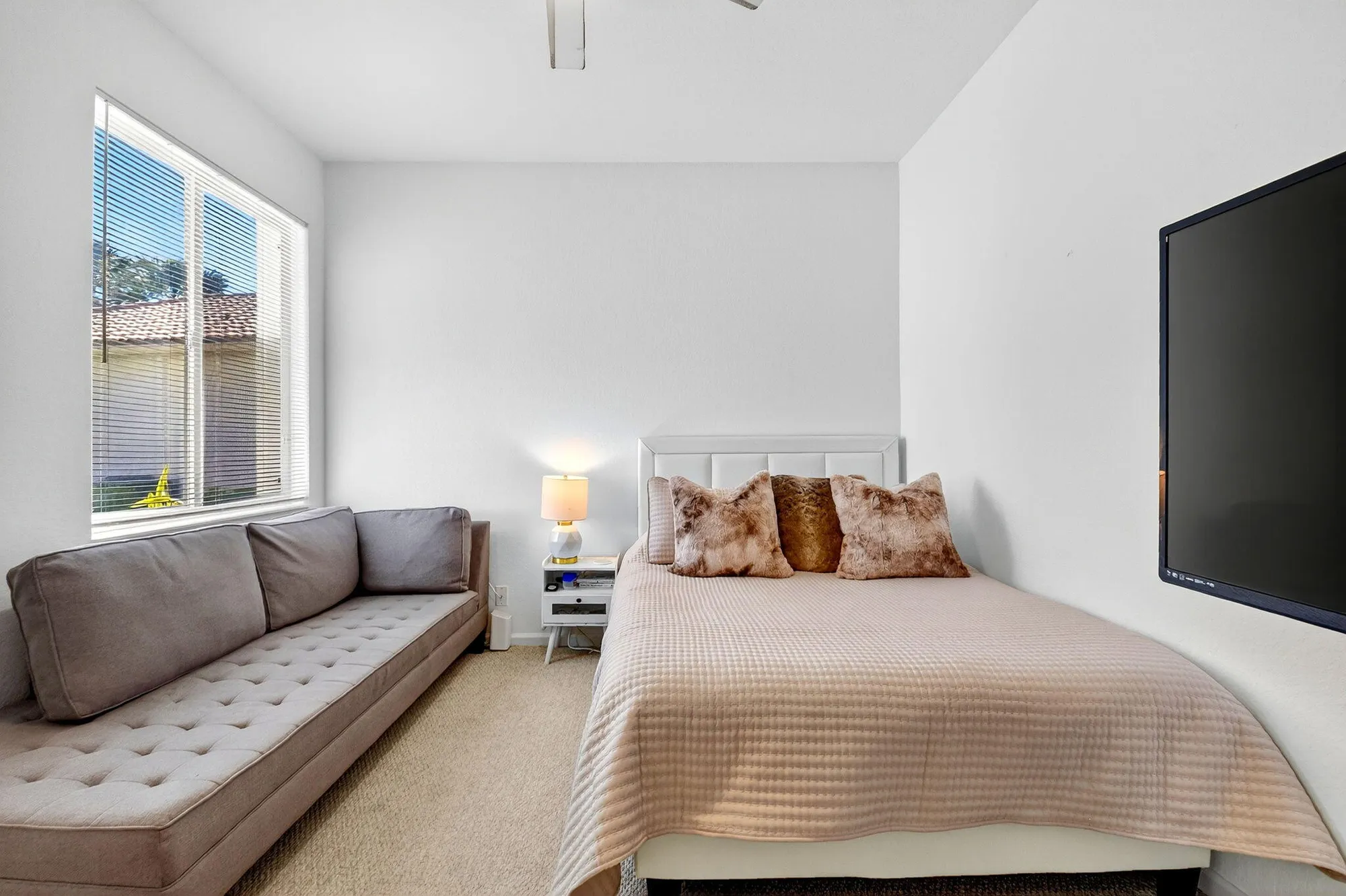 Property Slideshow image 36 of 69 | 2245 sapphire cir, West Palm Beach, FL, 33411