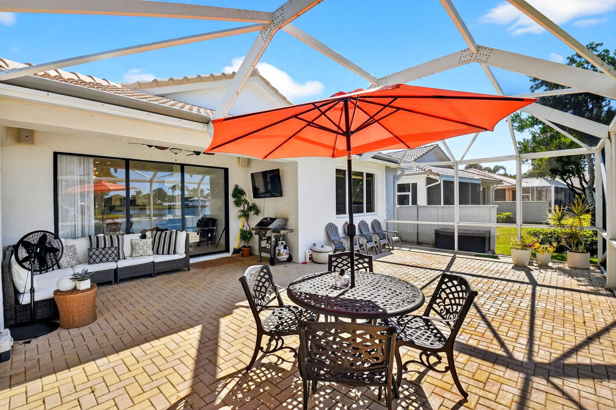 Property Slideshow image 12 of 69 | 2245 sapphire cir, West Palm Beach, FL, 33411