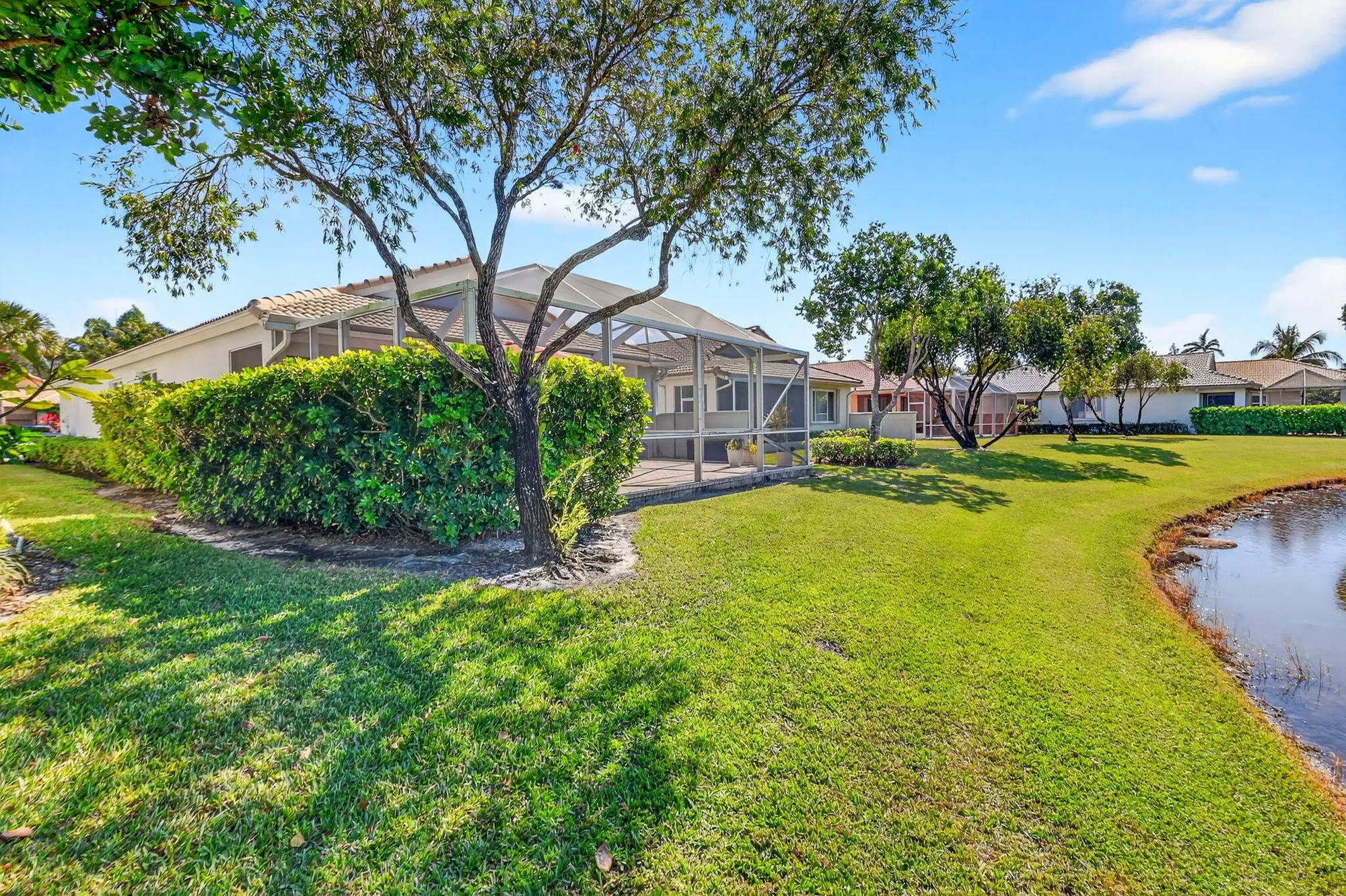 Property Slideshow image 17 of 69 | 2245 sapphire cir, West Palm Beach, FL, 33411