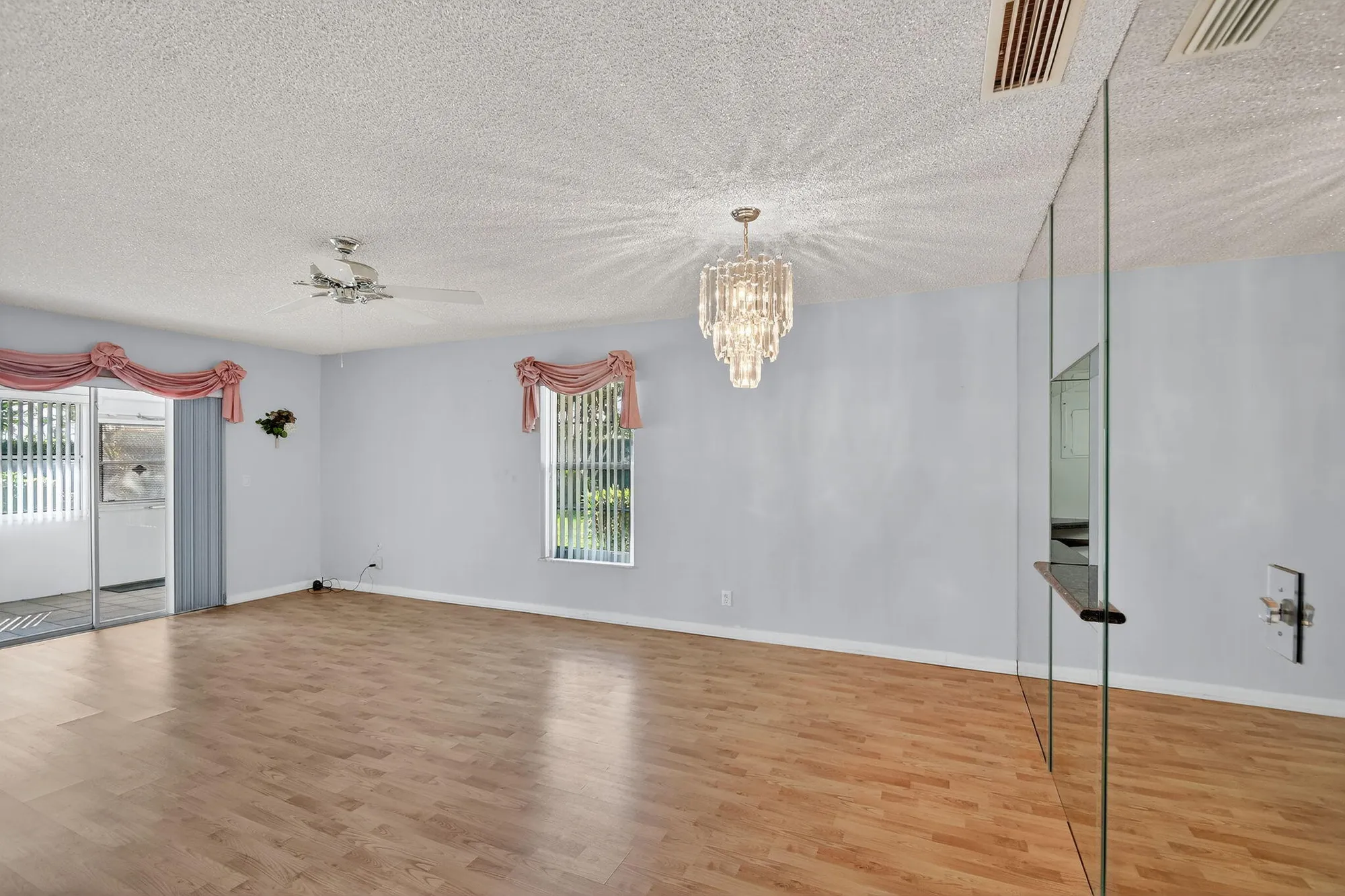 Property Slideshow image 9 of 56 | 700 marlboro oval, Lake Worth, FL, 33467