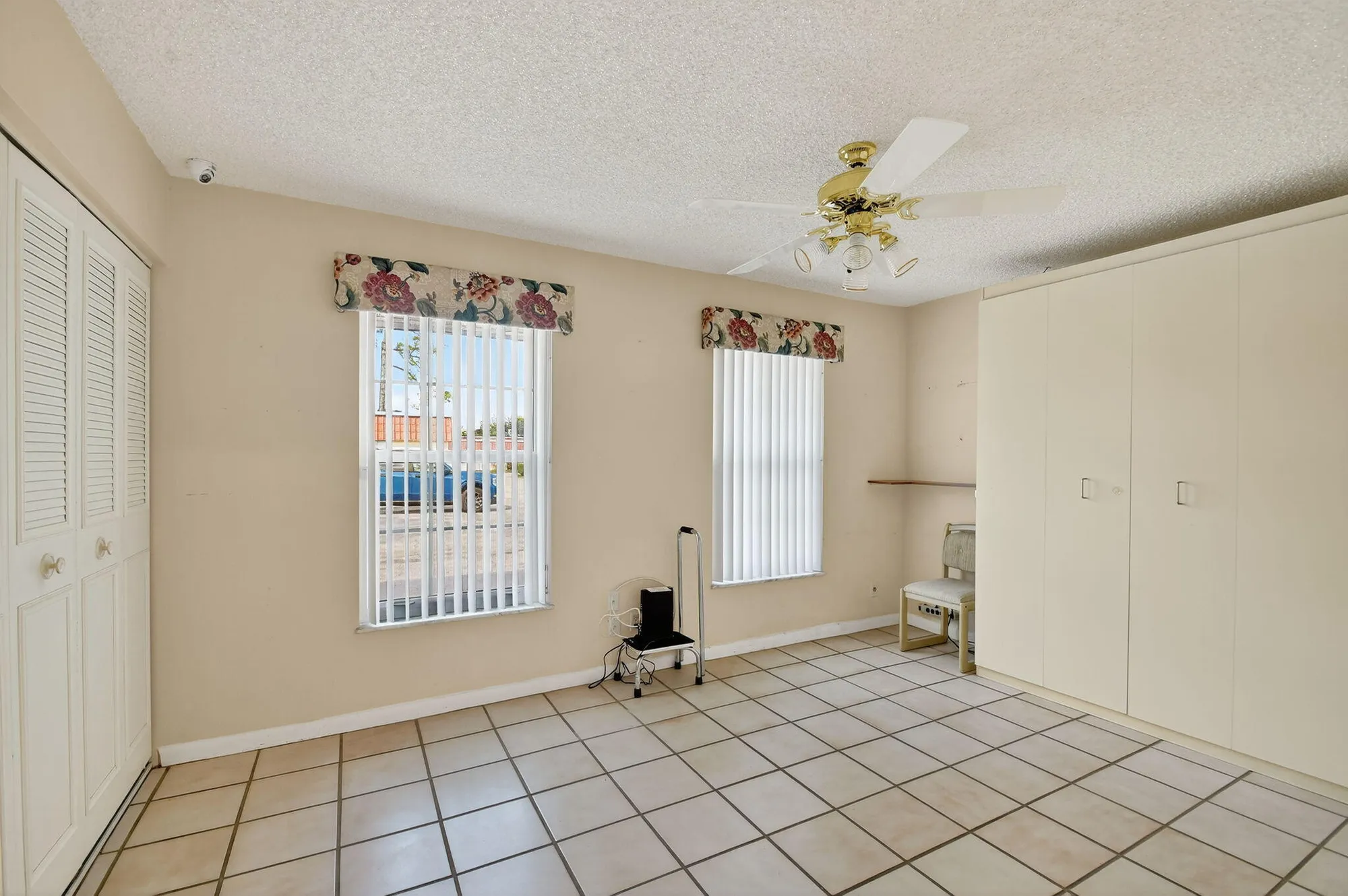 Property Slideshow image 27 of 56 | 700 marlboro oval, Lake Worth, FL, 33467