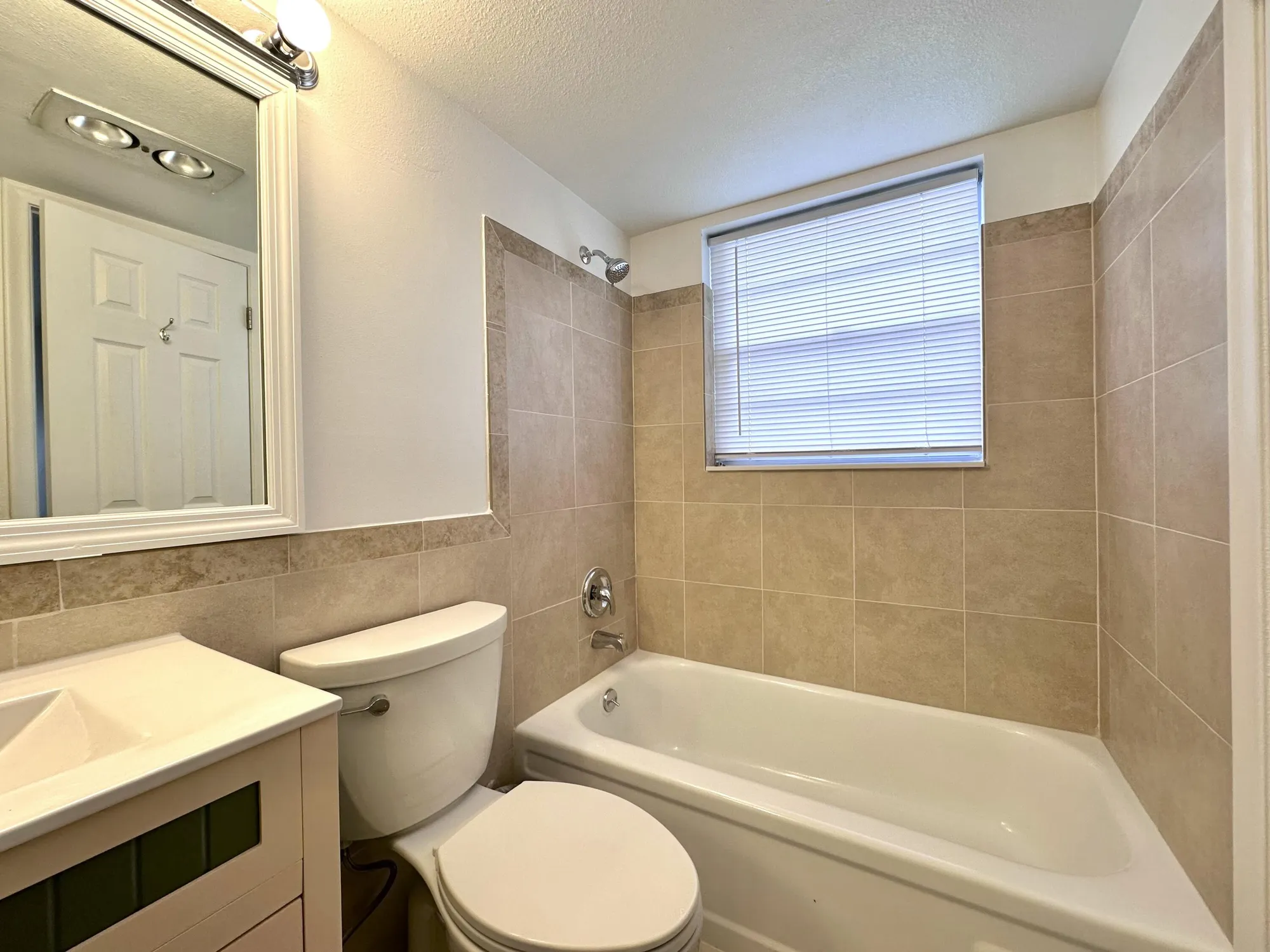 Property Slideshow image 22 of 36 | 47 camden b, West Palm Beach, FL, 33417