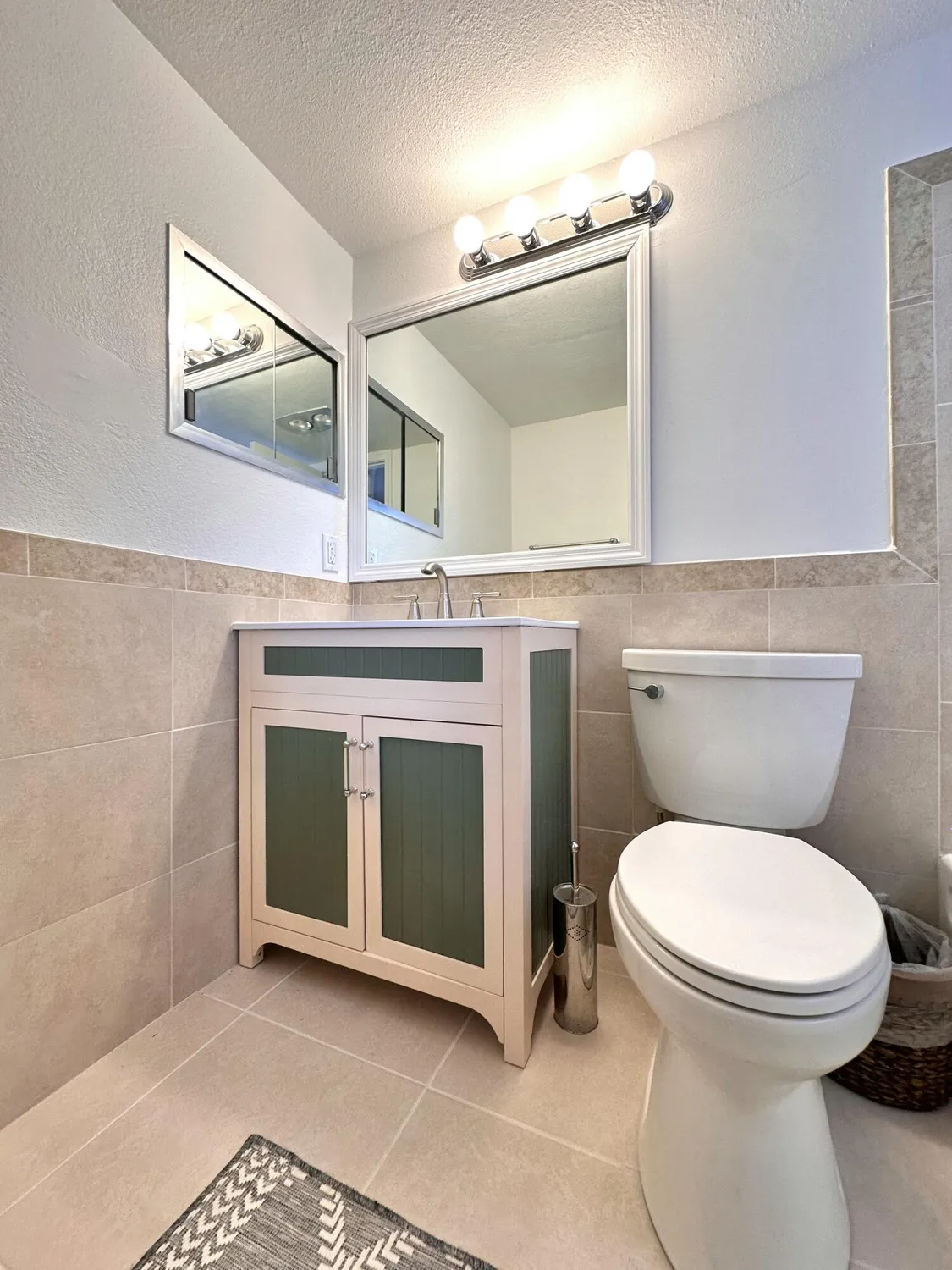 Property Slideshow image 24 of 36 | 47 camden b, West Palm Beach, FL, 33417