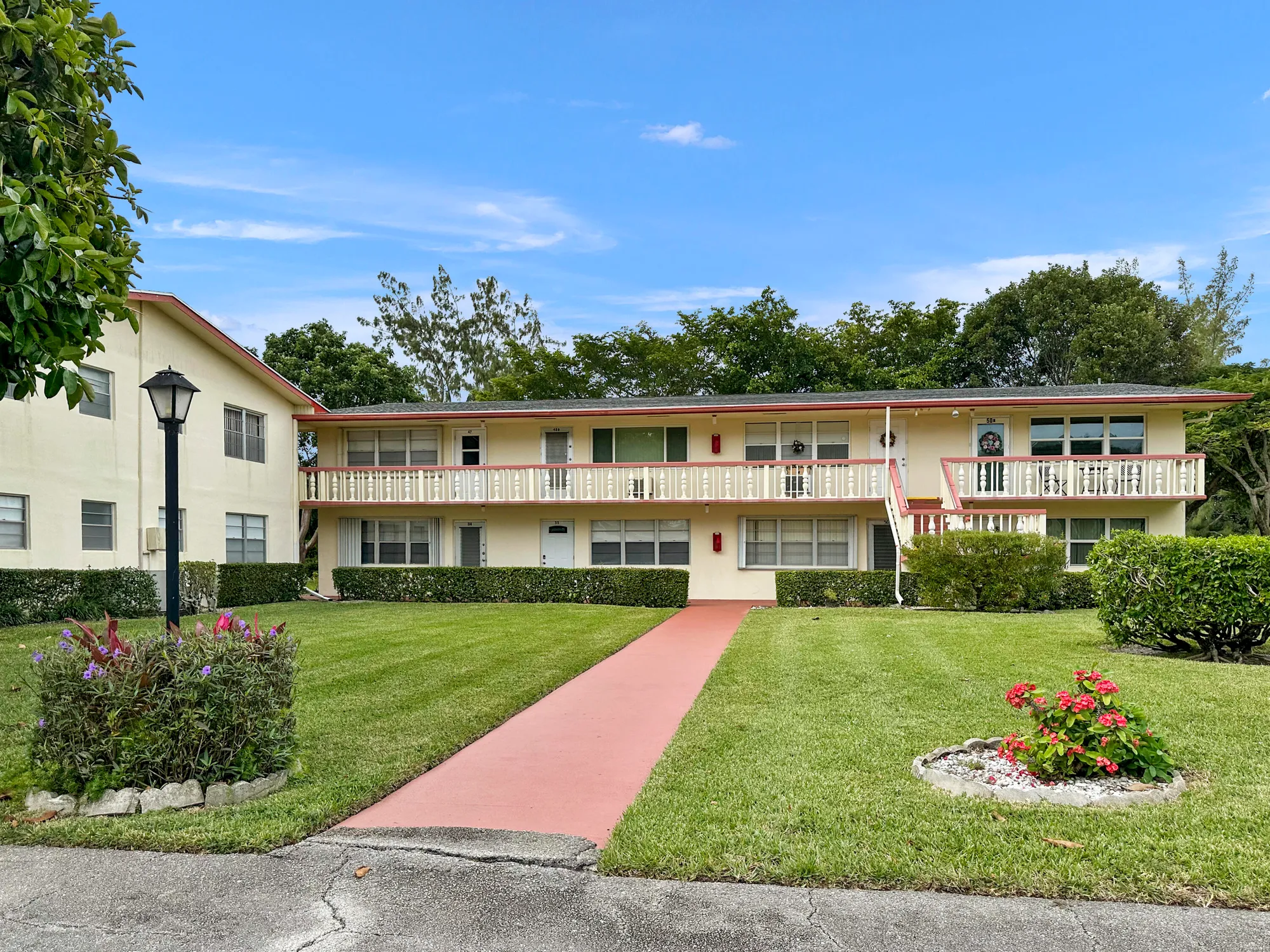 Property Slideshow image 5 of 36 | 47 camden b, West Palm Beach, FL, 33417