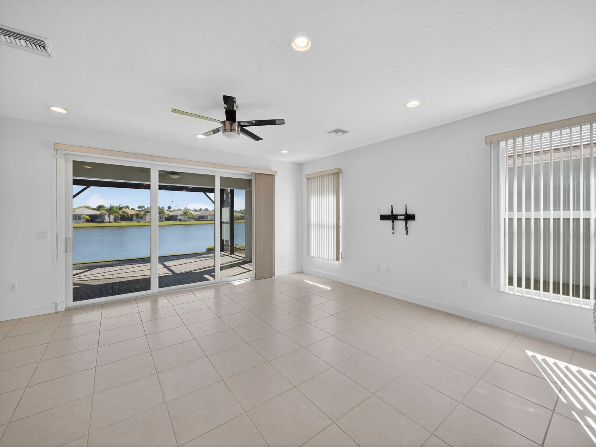 Property Slideshow image 20 of 121 | 11725 sw brighton falls dr, Port Saint Lucie, FL, 34987
