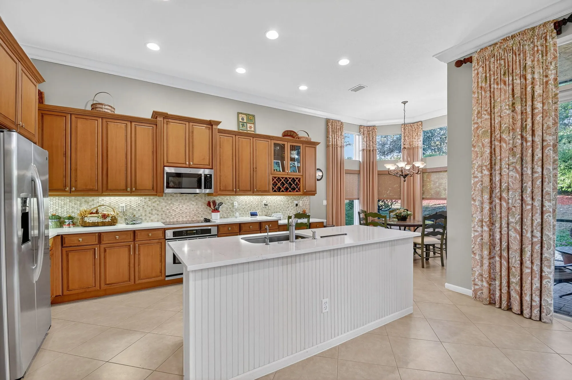 Property Slideshow image 20 of 99 | 7411 maple ridge trl, Boynton Beach, FL, 33437