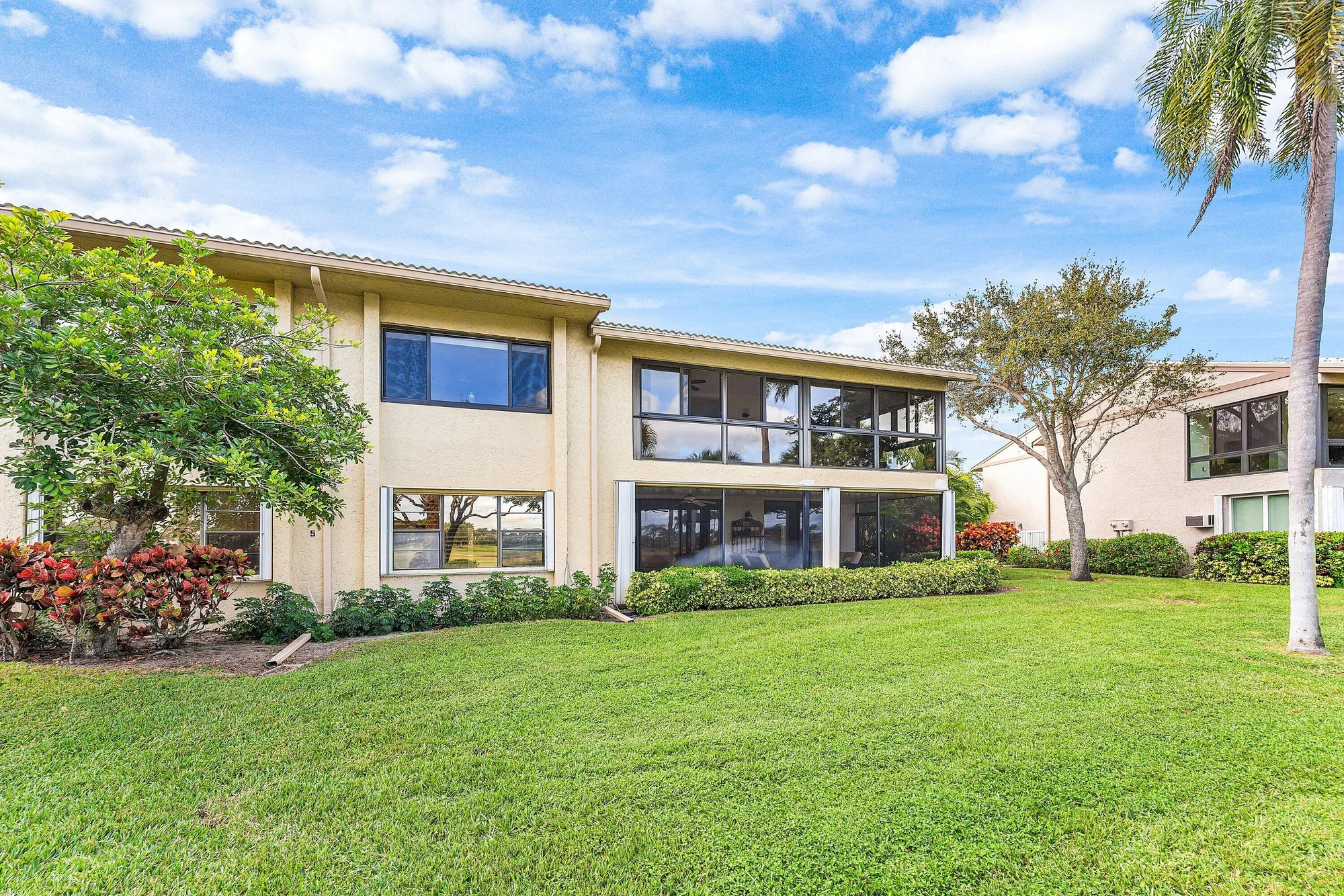 Property Slideshow image 31 of 49 | 5 eastgate dr a, Boynton Beach, FL, 33436