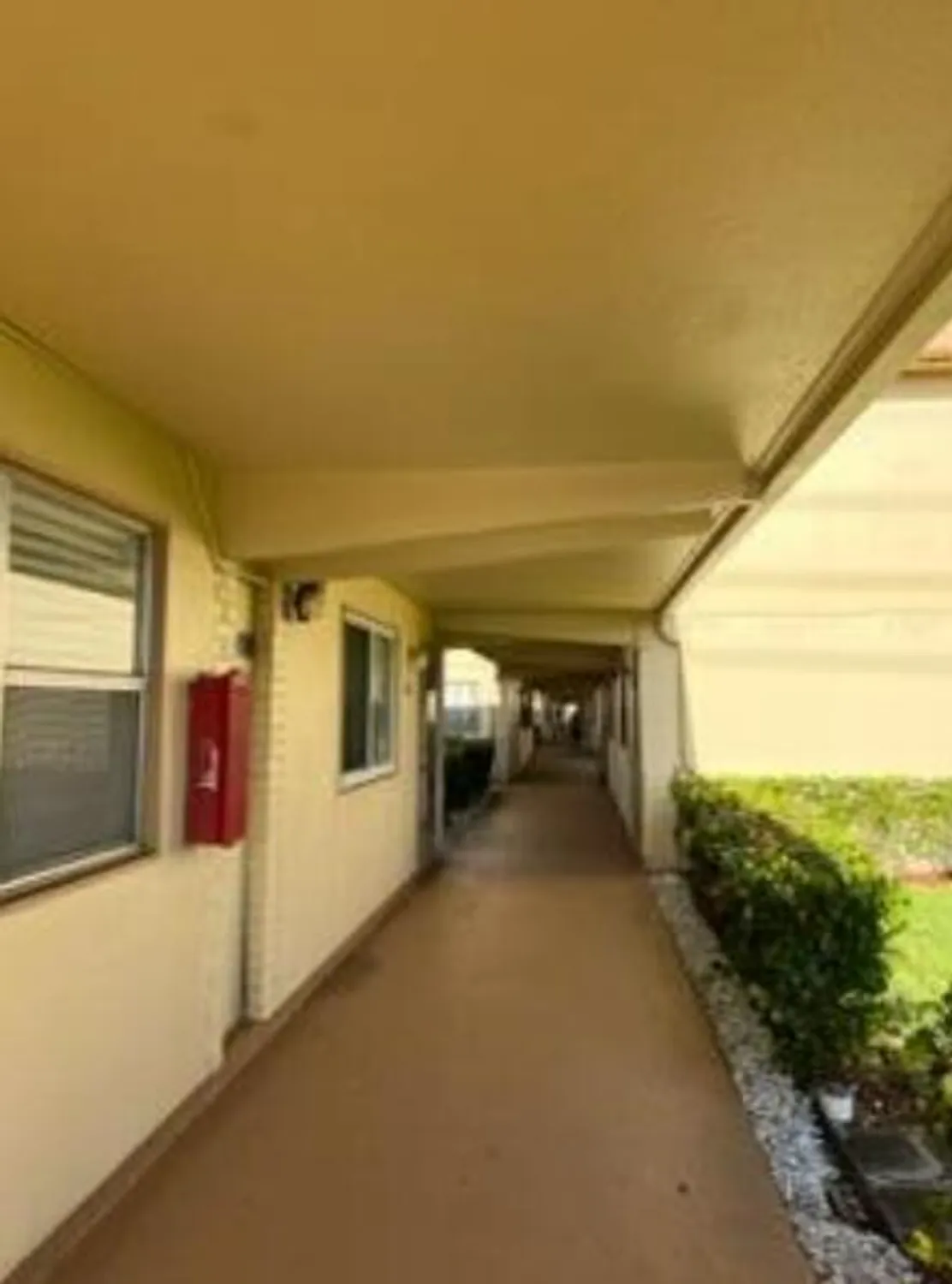 Property Slideshow image 4 of 11 | 193 saxony e unit e, Delray Beach, FL, 33446