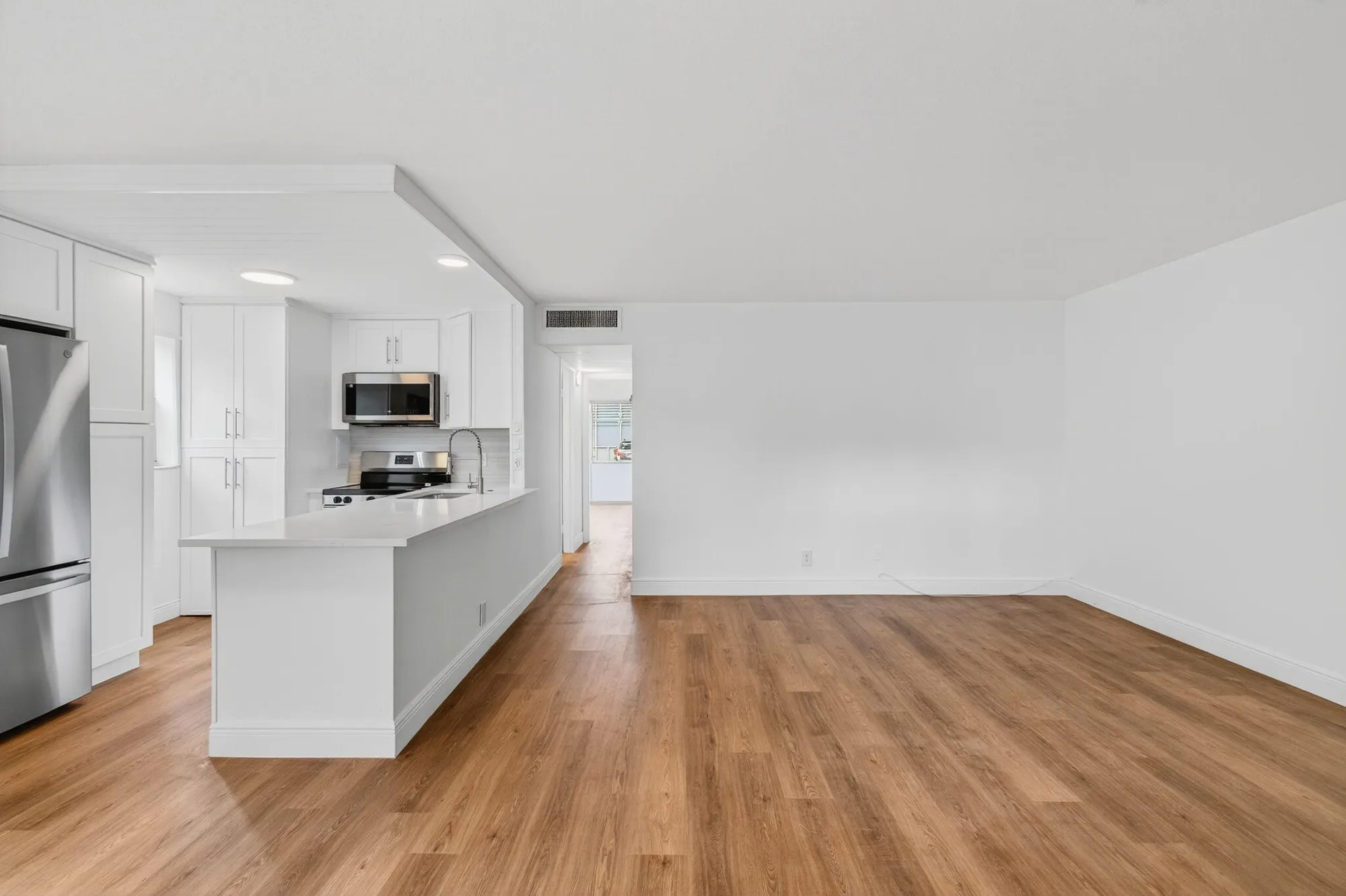 Property Slideshow image 11 of 61 | 117 brittany c c, Delray Beach, FL, 33446