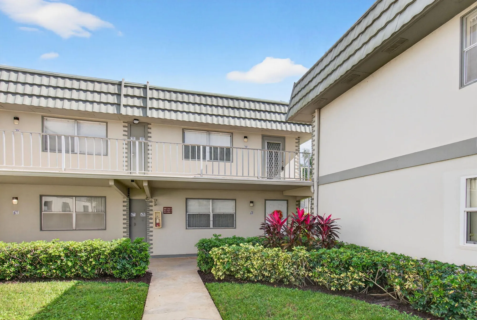 Property Slideshow image 5 of 62 | 702 monaco o, Delray Beach, FL, 33446