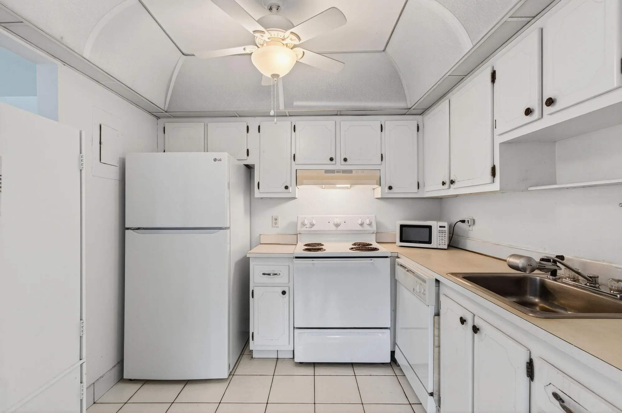 Property Slideshow image 22 of 62 | 702 monaco o, Delray Beach, FL, 33446