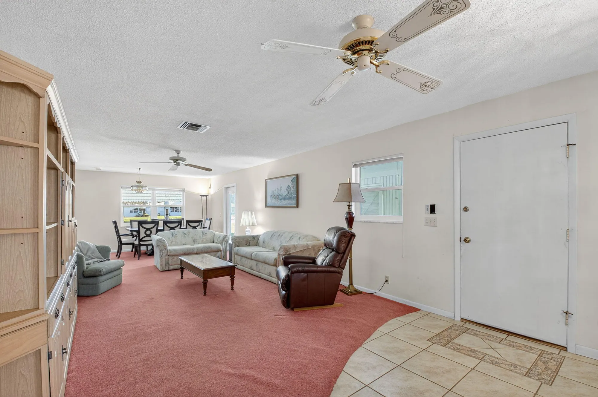Property Slideshow image 6 of 37 | 634 hummingbird ln, Delray Beach, FL, 33445