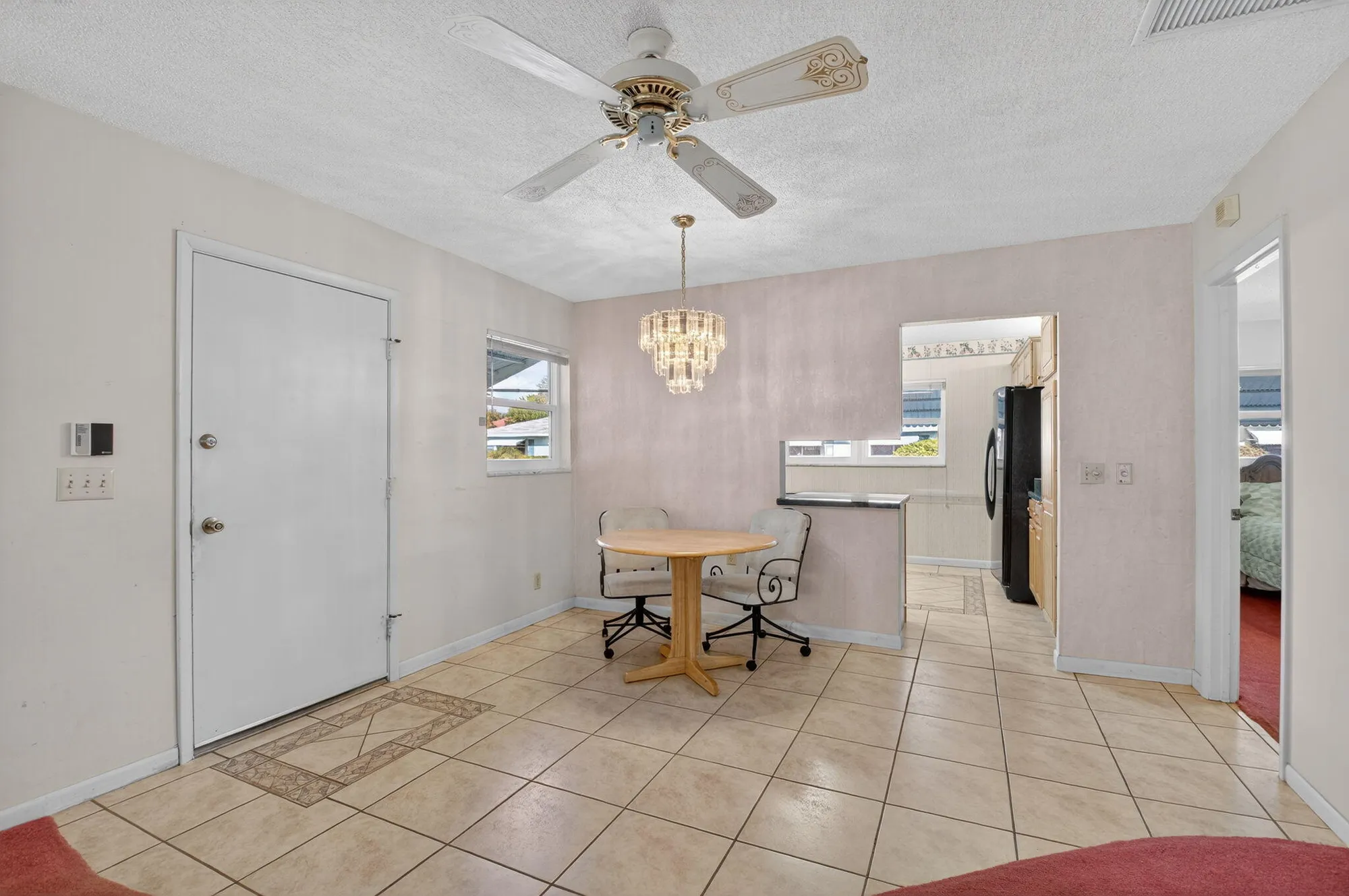 Property Slideshow image 12 of 37 | 634 hummingbird ln, Delray Beach, FL, 33445