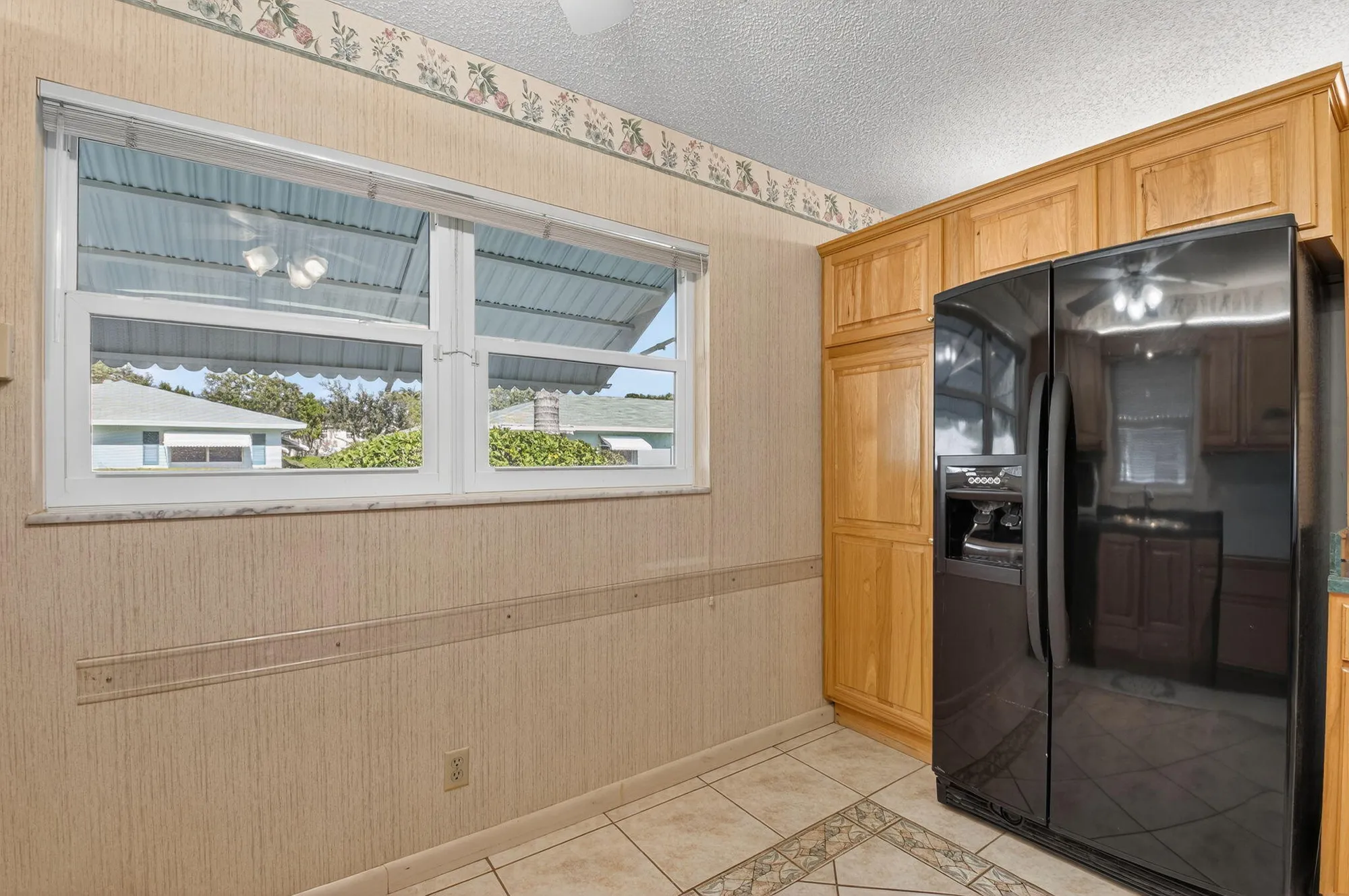 Property Slideshow image 17 of 37 | 634 hummingbird ln, Delray Beach, FL, 33445