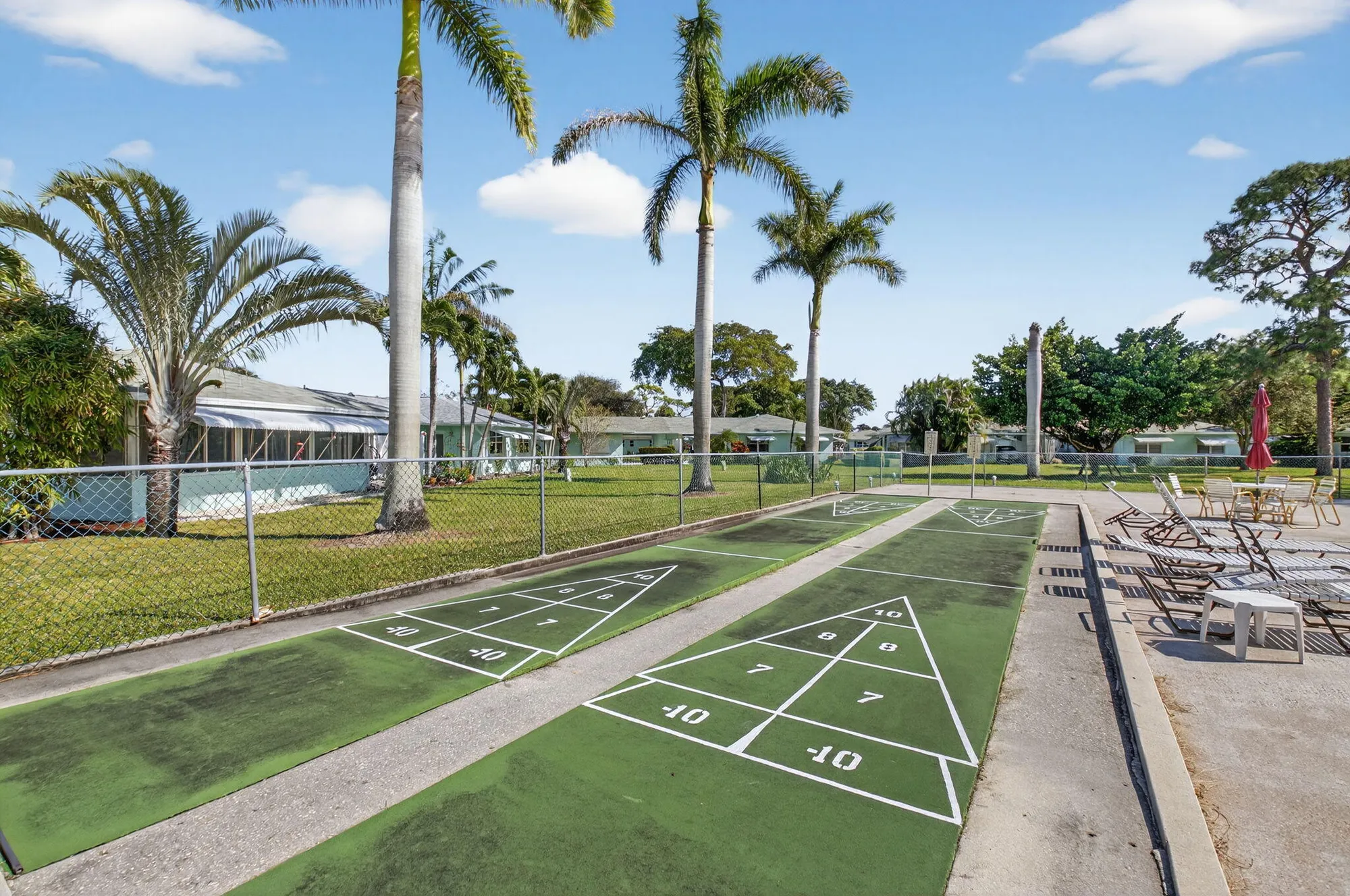 Property Slideshow image 27 of 37 | 634 hummingbird ln, Delray Beach, FL, 33445