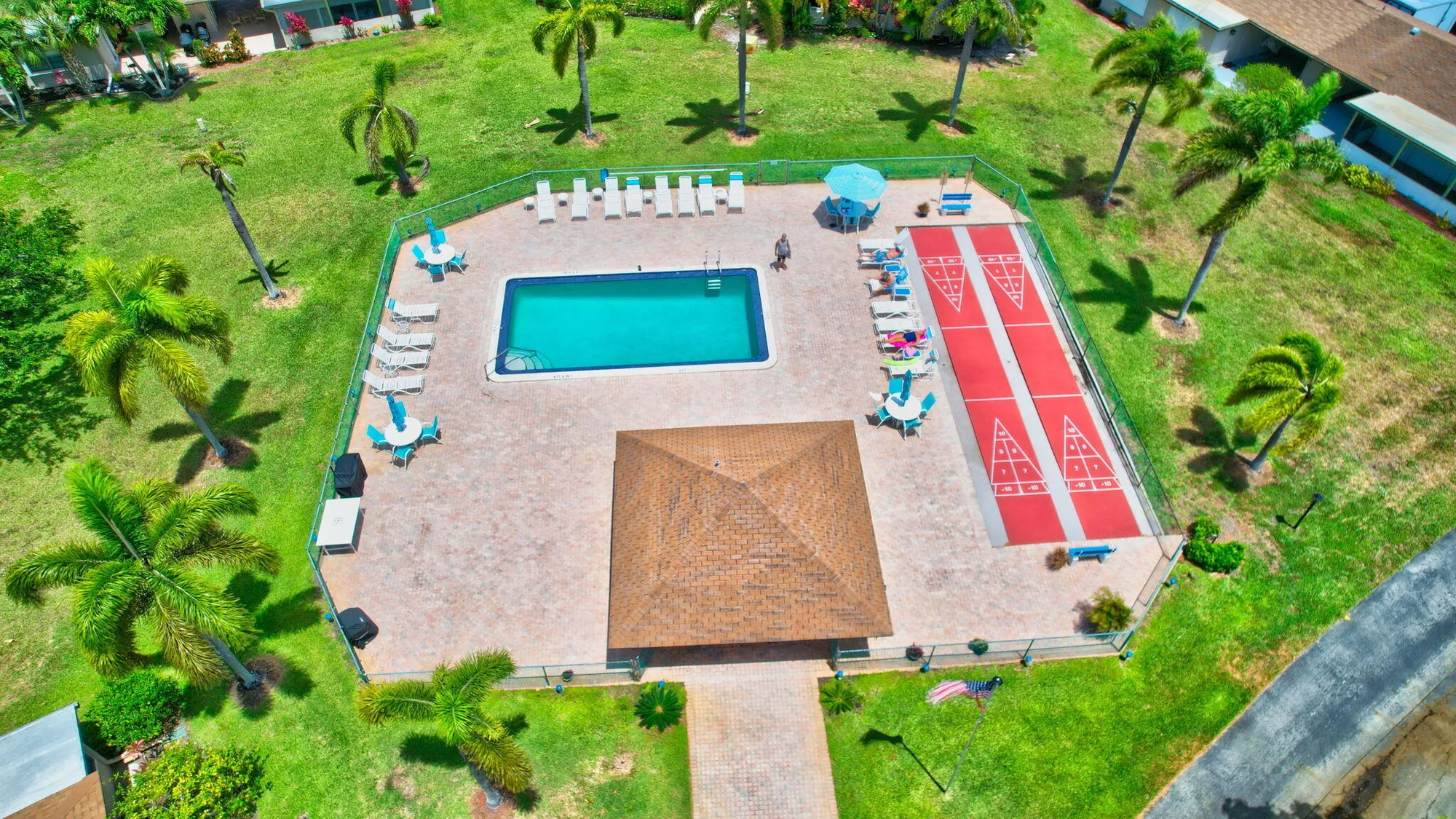 Property Slideshow image 32 of 37 | 634 hummingbird ln, Delray Beach, FL, 33445