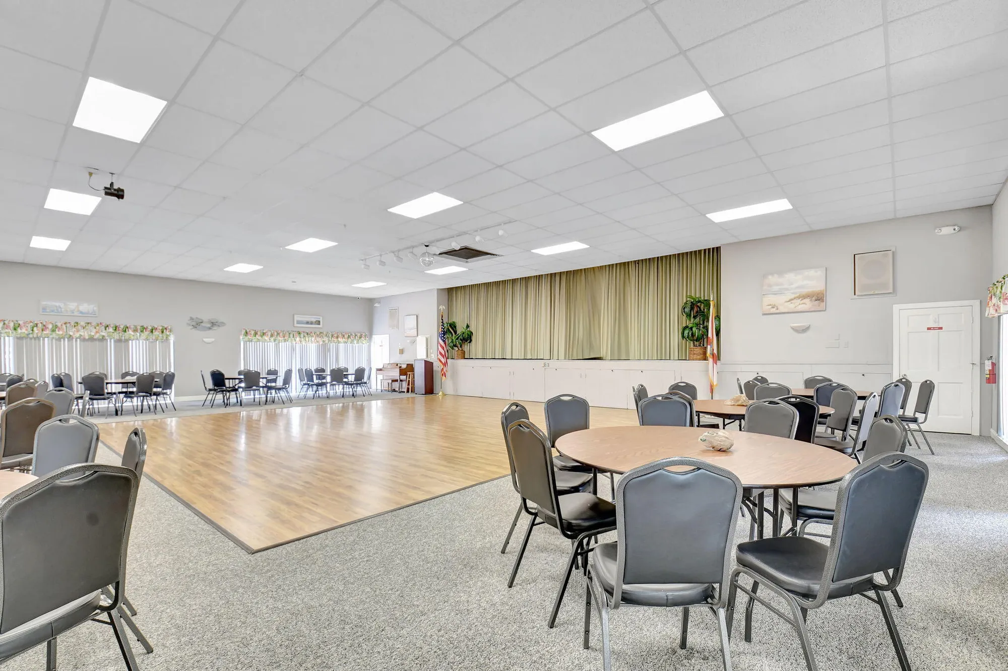 Property Slideshow image 34 of 37 | 634 hummingbird ln, Delray Beach, FL, 33445