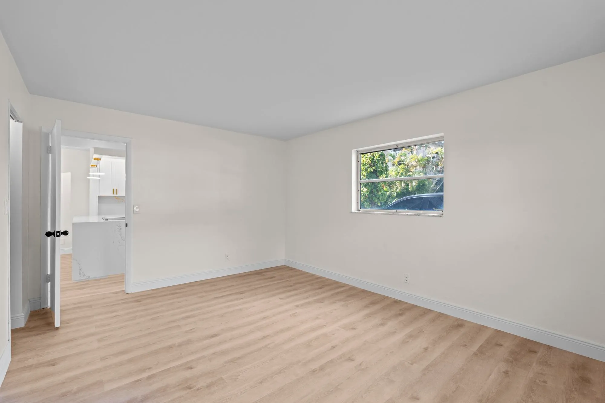 Property Slideshow image 14 of 33 | 2647 garden dr 101, Lake Worth, FL, 33461