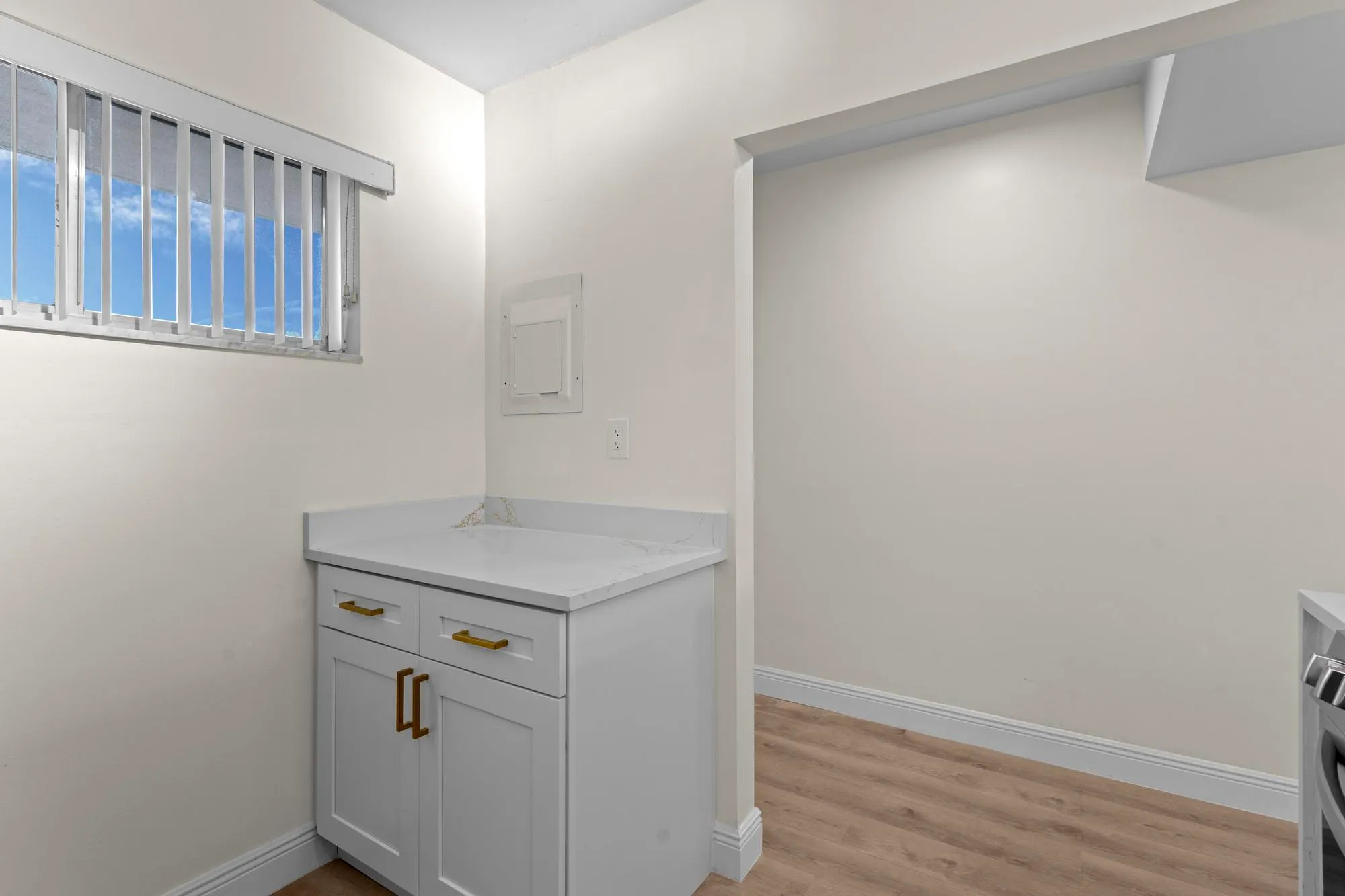 Property Slideshow image 6 of 33 | 2647 garden dr 101, Lake Worth, FL, 33461