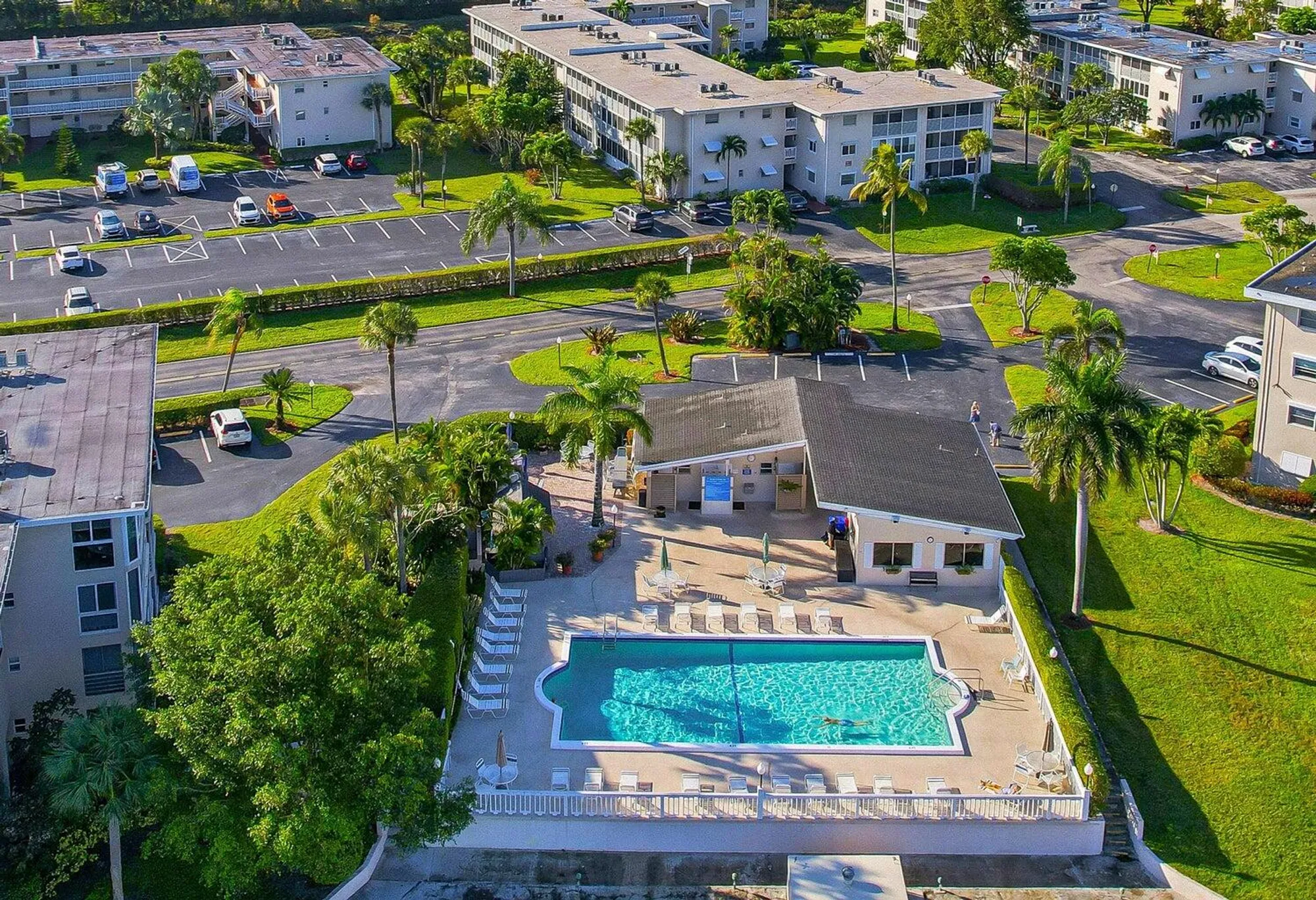 Property Slideshow image 32 of 33 | 2647 garden dr 101, Lake Worth, FL, 33461