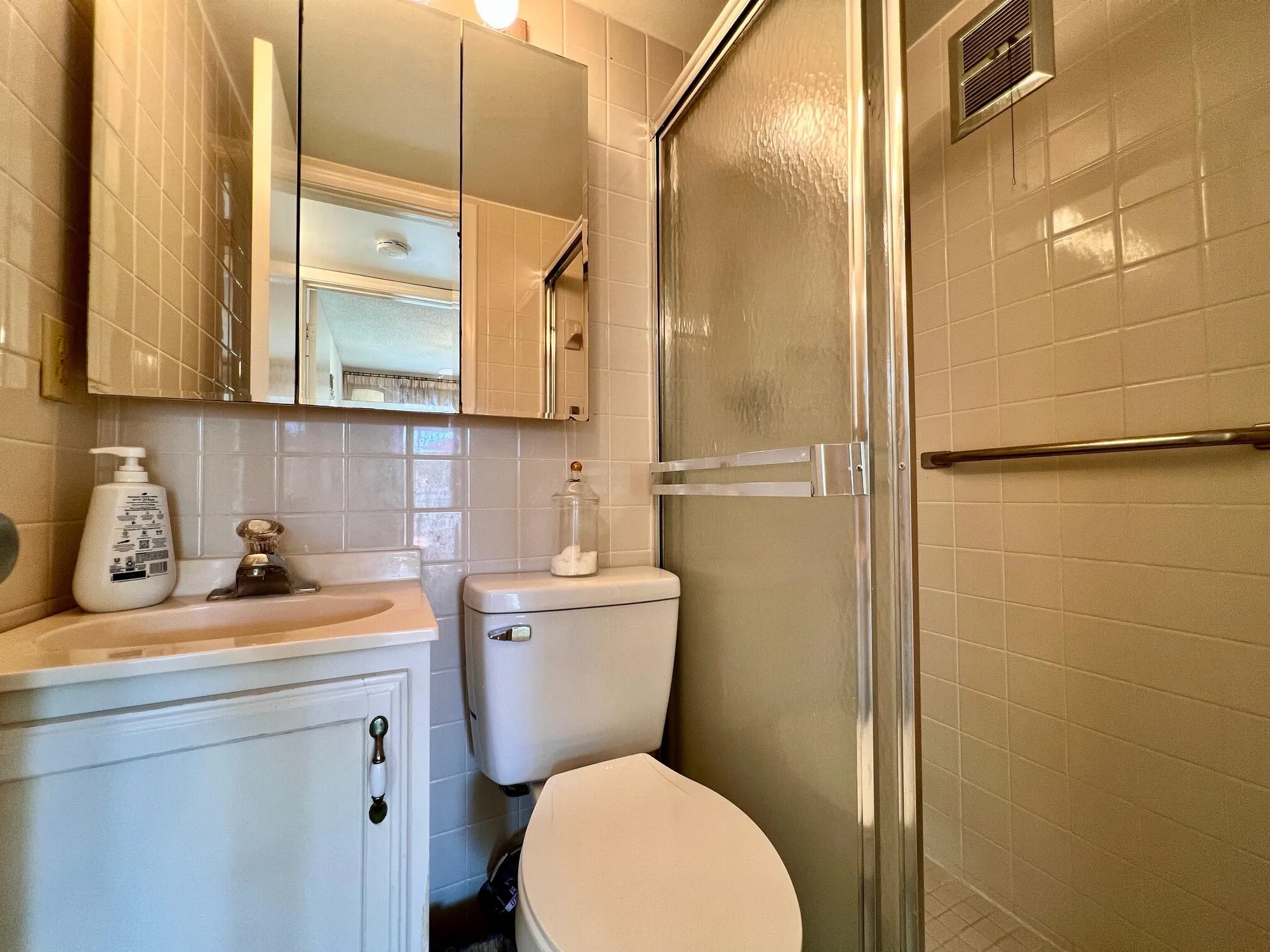 Property Slideshow image 8 of 17 | 66 andover c, West Palm Beach, FL, 33417