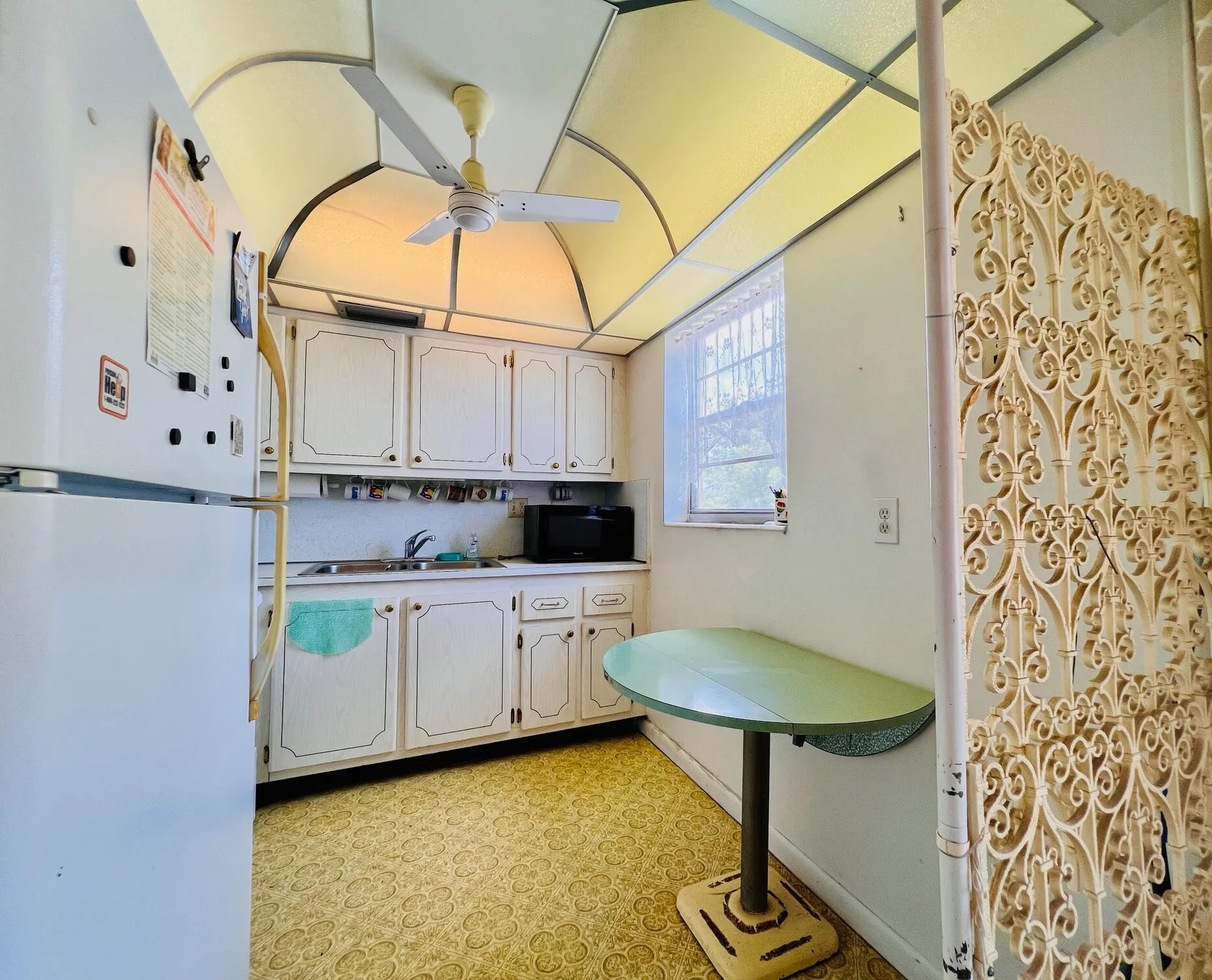 Property Slideshow image 2 of 17 | 66 andover c, West Palm Beach, FL, 33417