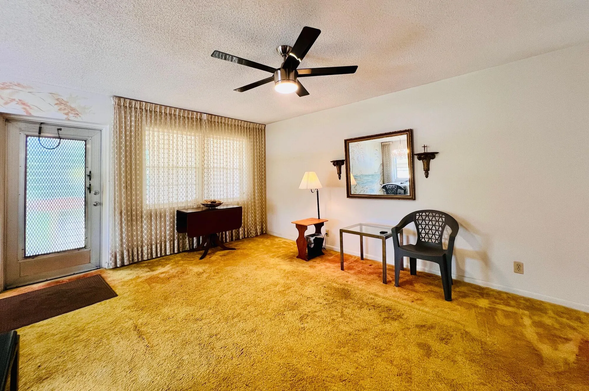 Property Slideshow image 5 of 17 | 66 andover c, West Palm Beach, FL, 33417