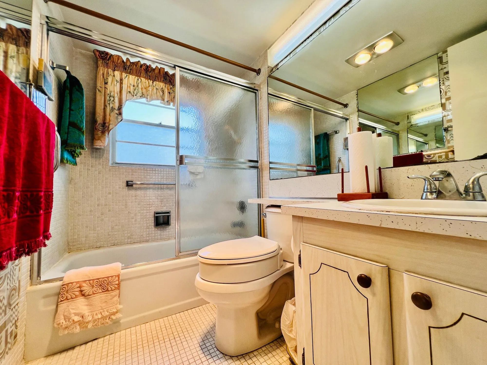 Property Slideshow image 6 of 17 | 66 andover c, West Palm Beach, FL, 33417