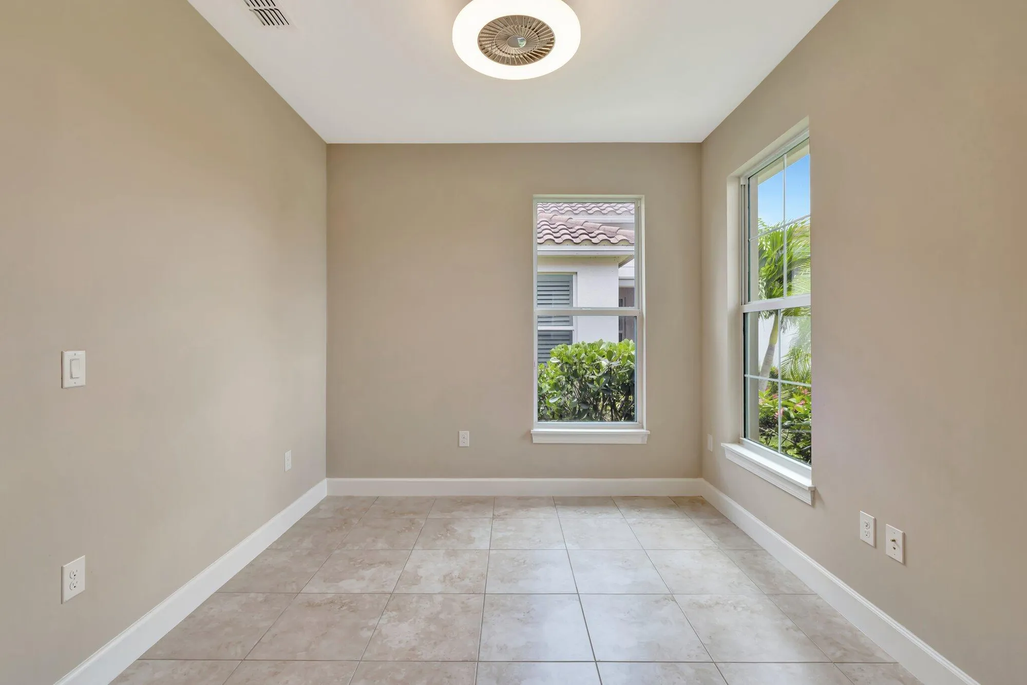 Property Slideshow image 5 of 41 | 9548 sw royal poinciana dr, Port Saint Lucie, FL, 34987