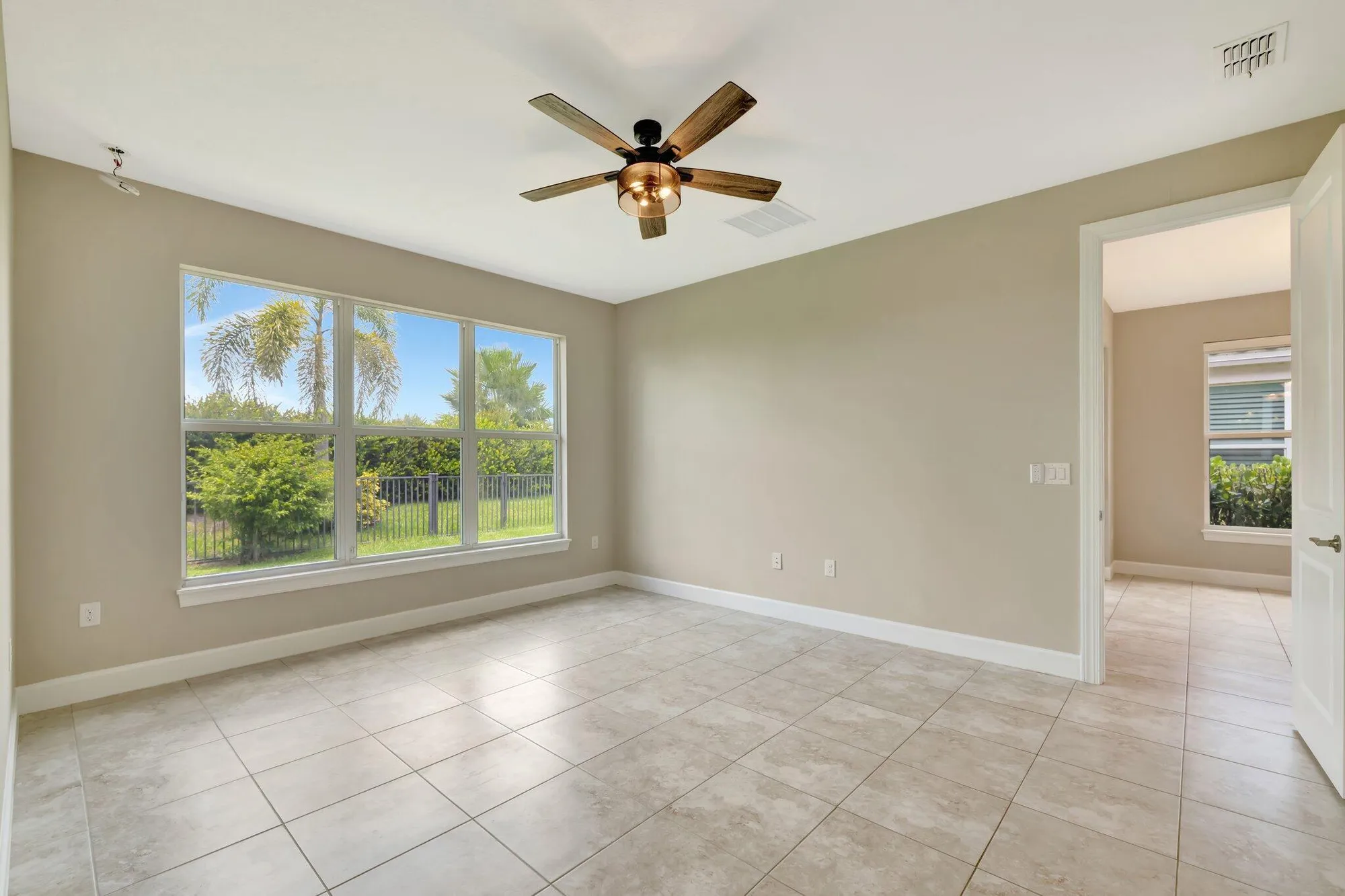Property Slideshow image 13 of 41 | 9548 sw royal poinciana dr, Port Saint Lucie, FL, 34987