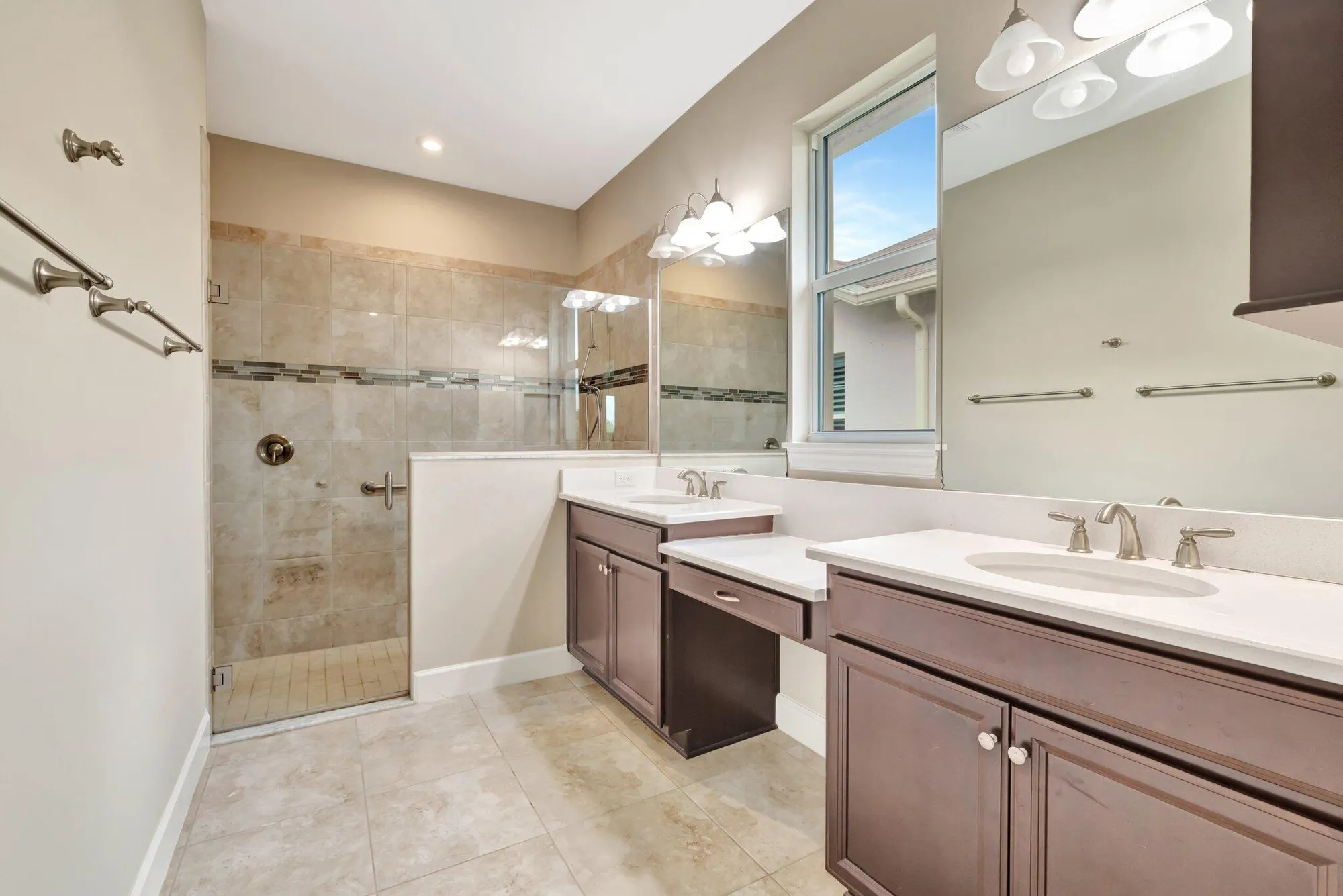 Property Slideshow image 14 of 41 | 9548 sw royal poinciana dr, Port Saint Lucie, FL, 34987