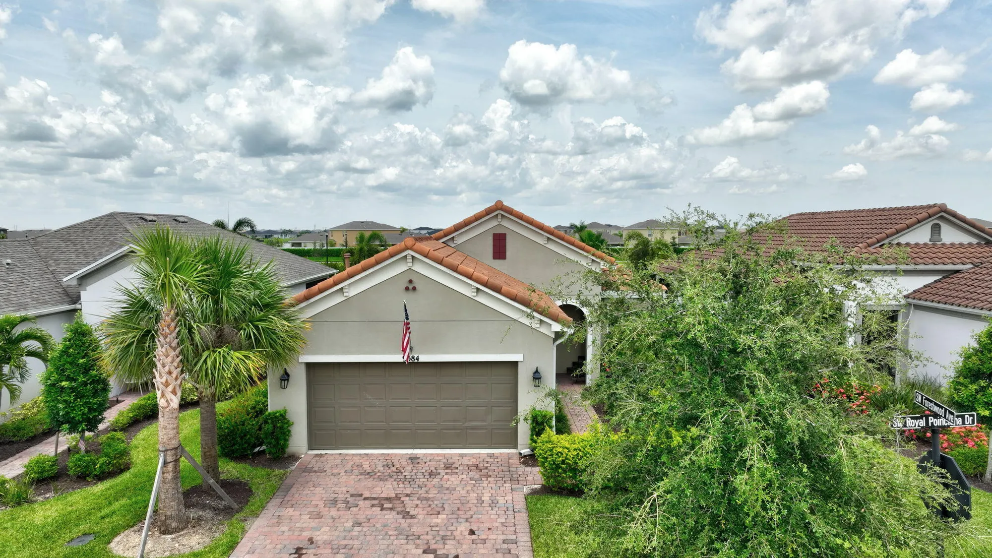 Property Slideshow image 20 of 41 | 9548 sw royal poinciana dr, Port Saint Lucie, FL, 34987