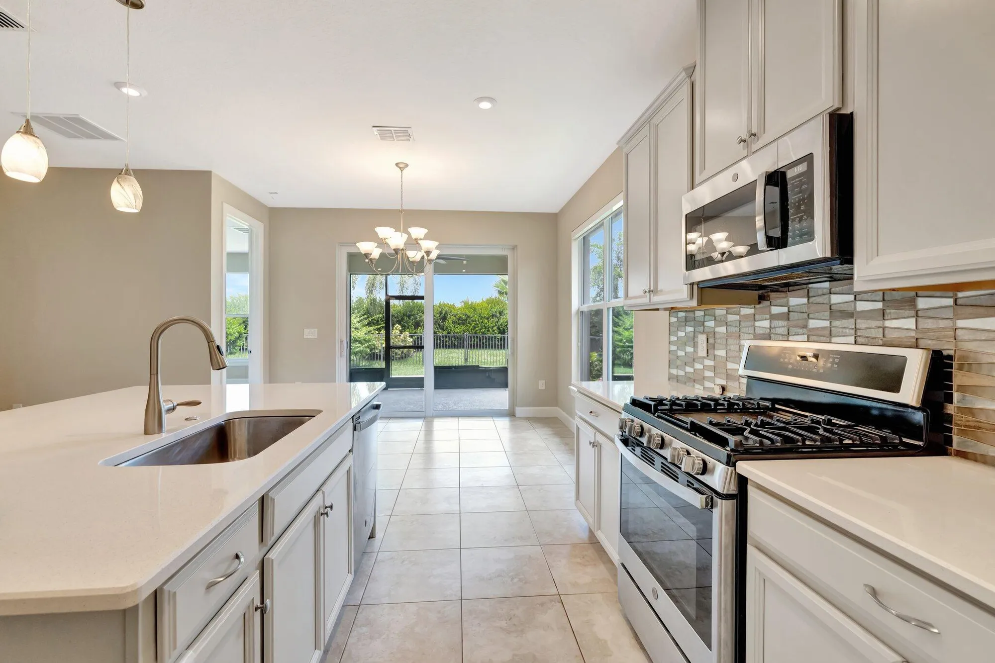 Property Slideshow image 29 of 41 | 9548 sw royal poinciana dr, Port Saint Lucie, FL, 34987