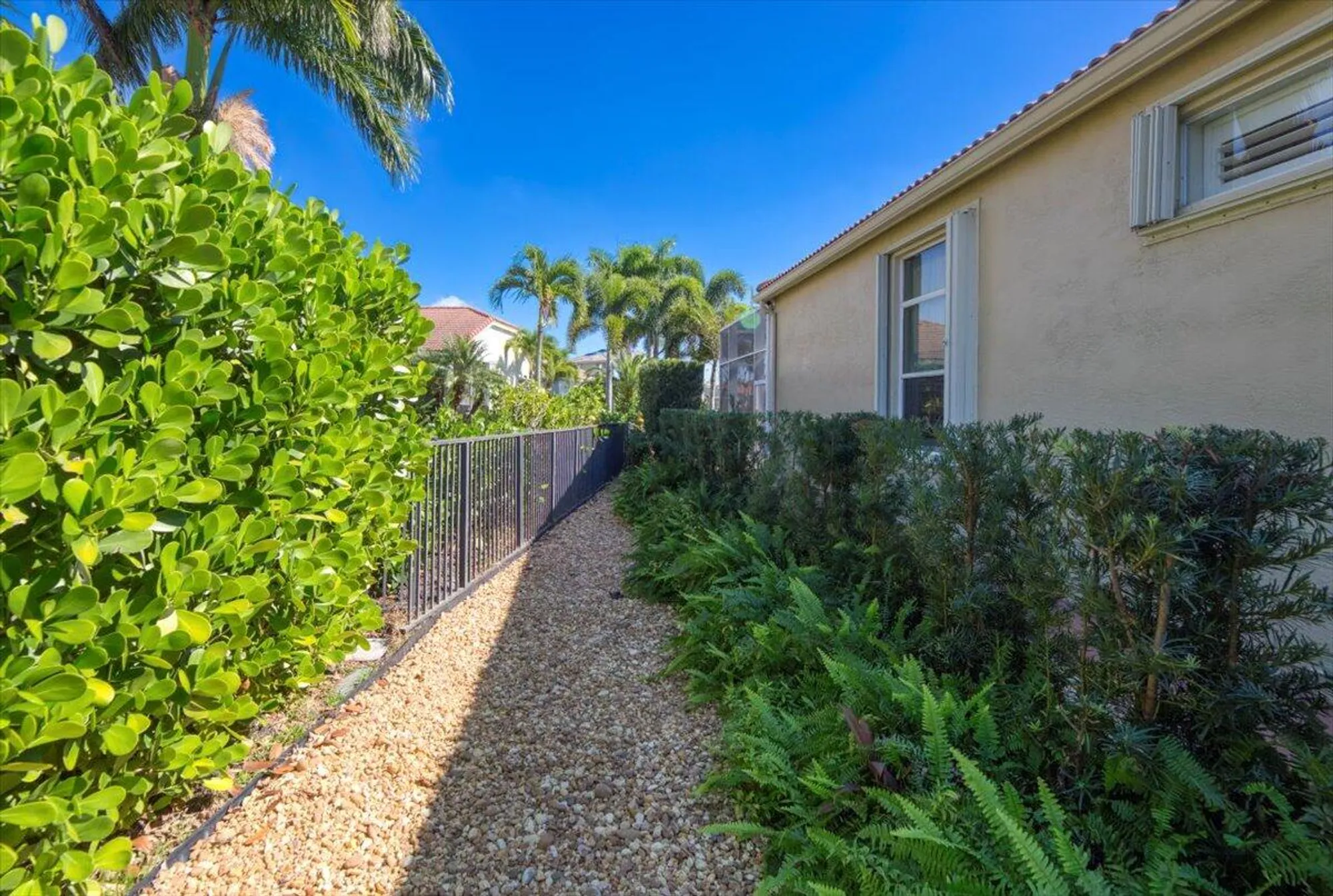 Property Slideshow image 49 of 113 | 11098 sw wyndham way, Port Saint Lucie, FL, 34987