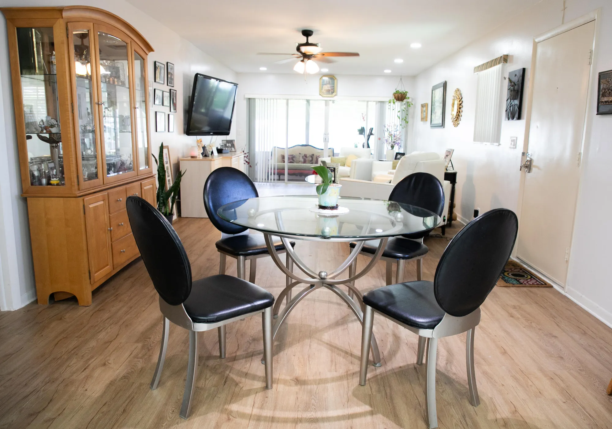 Property Slideshow image 13 of 45 | 521 sandpiper cir, Delray Beach, FL, 33445