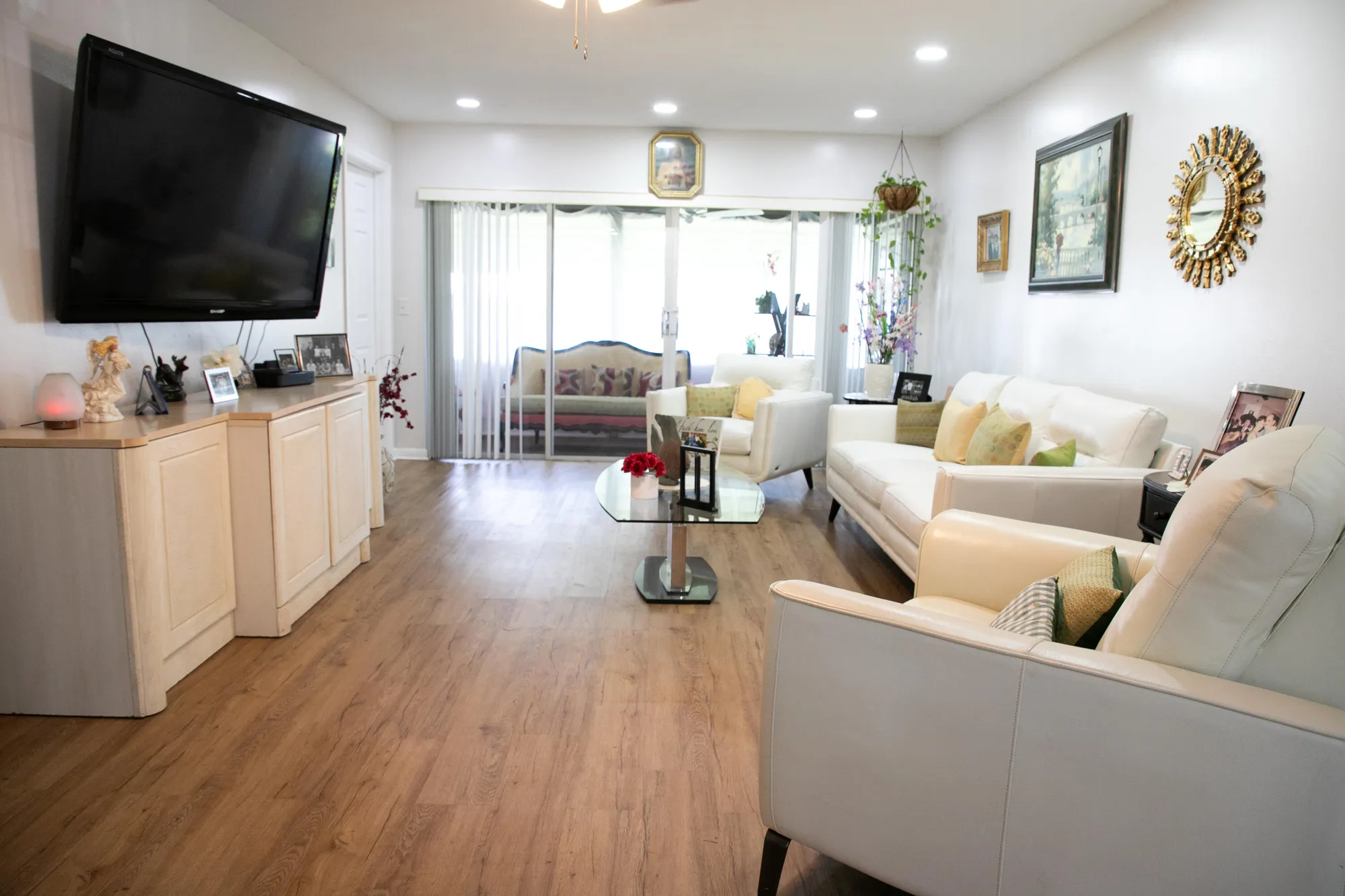 Property Slideshow image 15 of 45 | 521 sandpiper cir, Delray Beach, FL, 33445