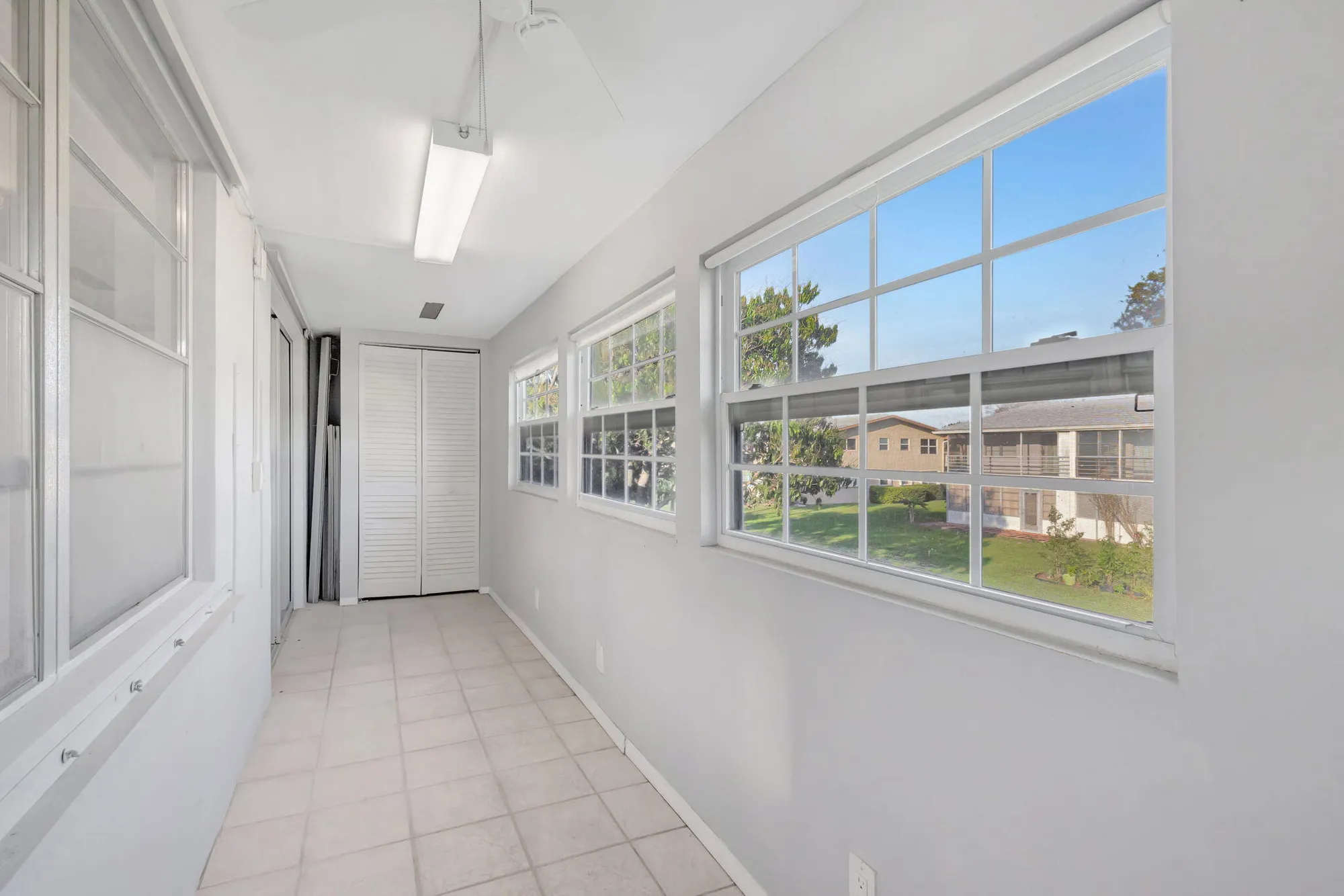Property Slideshow image 18 of 34 | 121 bedford e unit e, West Palm Beach, FL, 33417