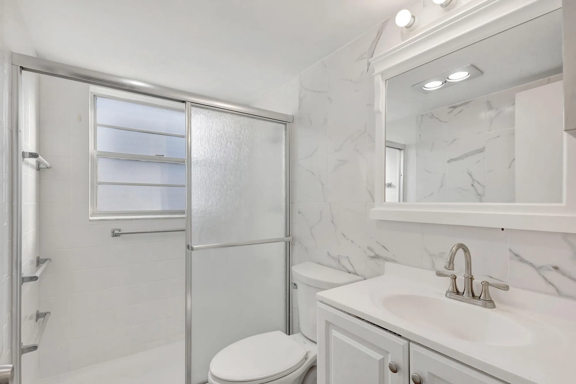 Property Slideshow image 14 of 34 | 121 bedford e unit e, West Palm Beach, FL, 33417