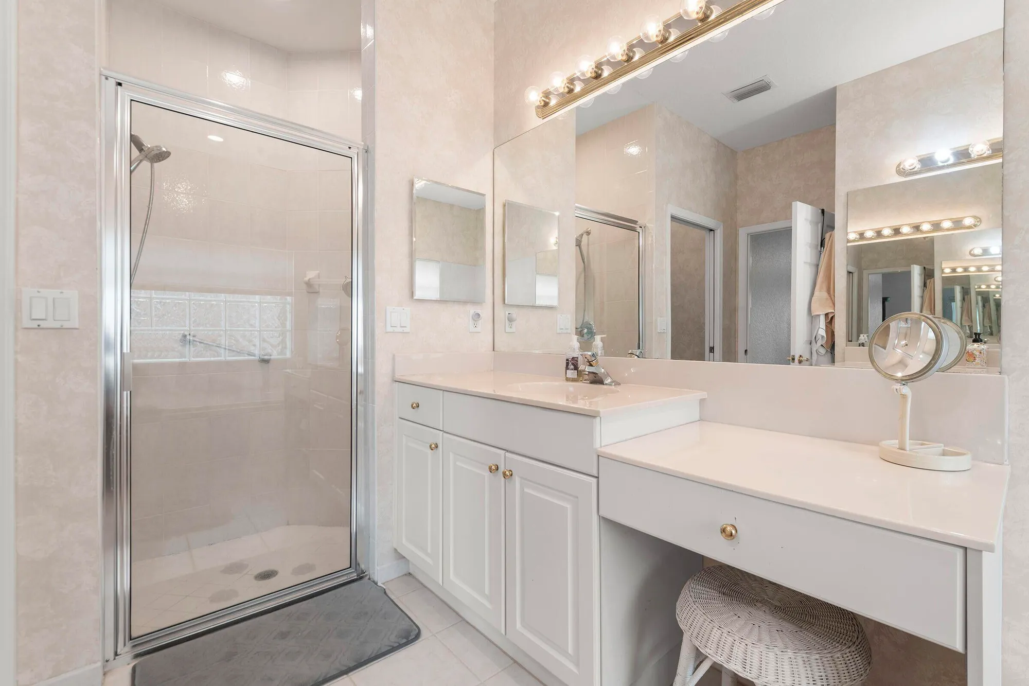 Property Slideshow image 24 of 46 | 8089 brindisi ln, Boynton Beach, FL, 33472