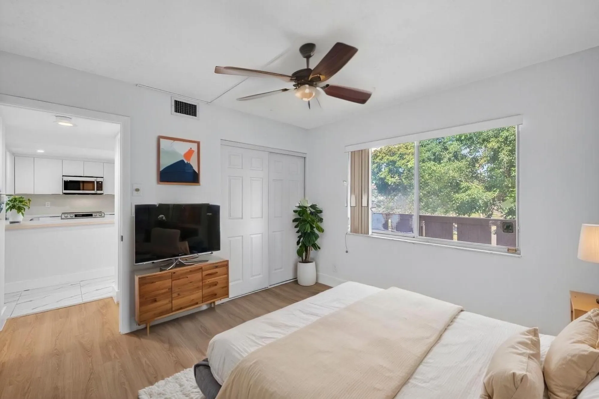 Property Slideshow image 5 of 111 | 14375 strathmore ln 303, Delray Beach, FL, 33446